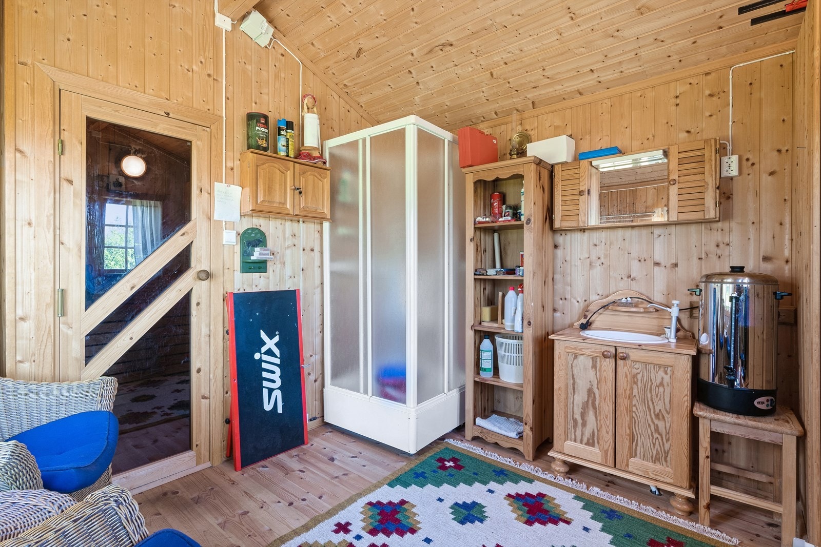 Dusjrom og badstue i badehus. Galleribilde