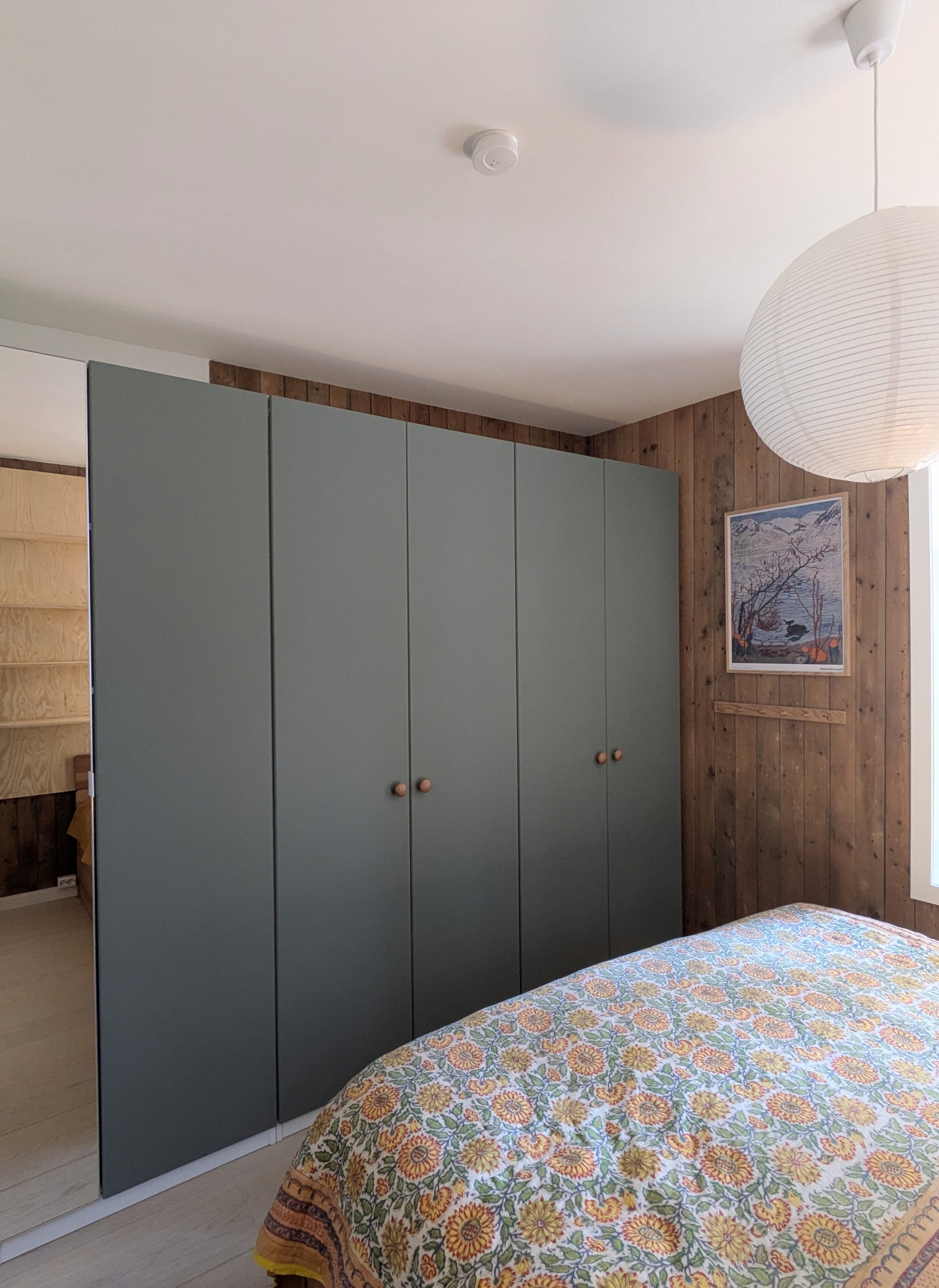 Garderobe følger med. Galleribilde