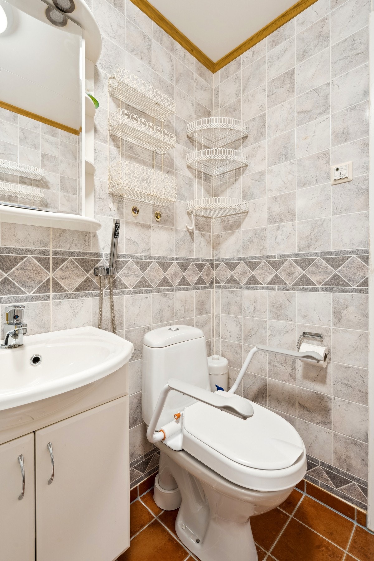 Elektriske varmekabler i gulvet Galleribilde