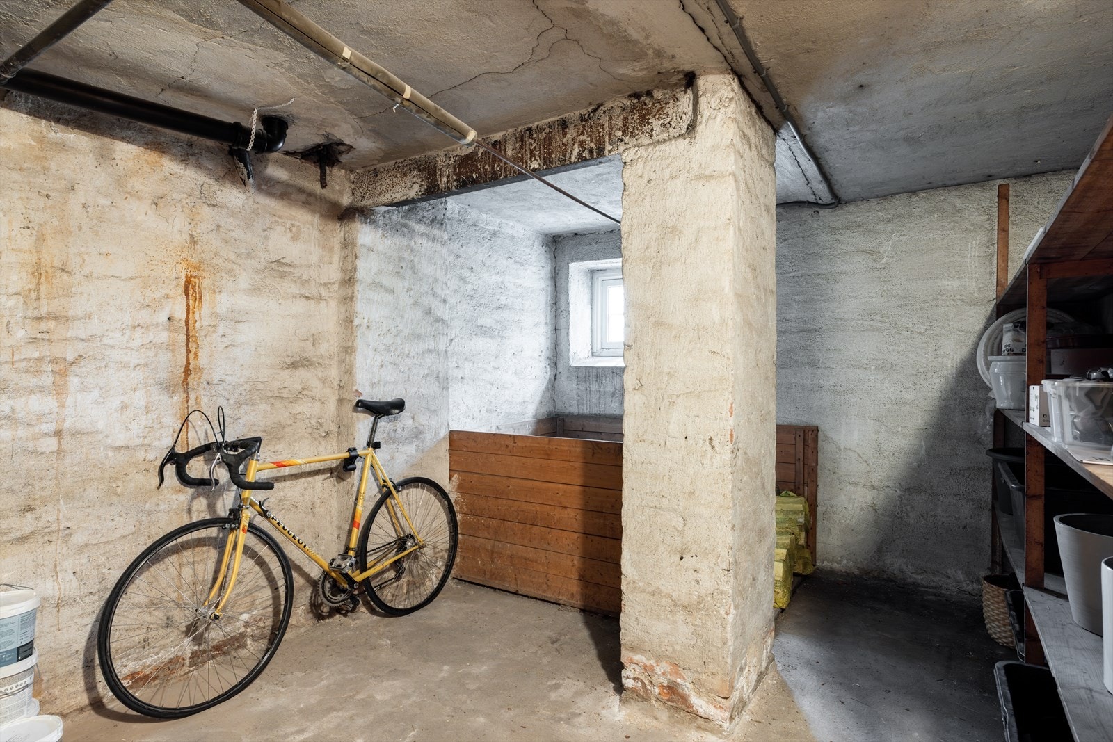 Praktisk kjellerbod. Galleribilde