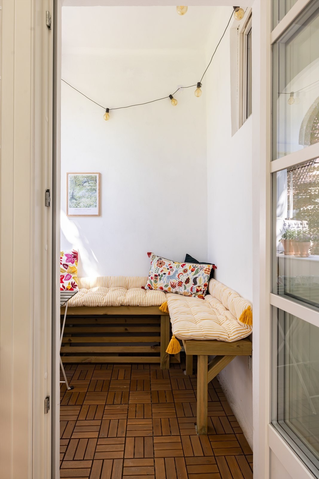 Videre ut til balkongen. Galleribilde