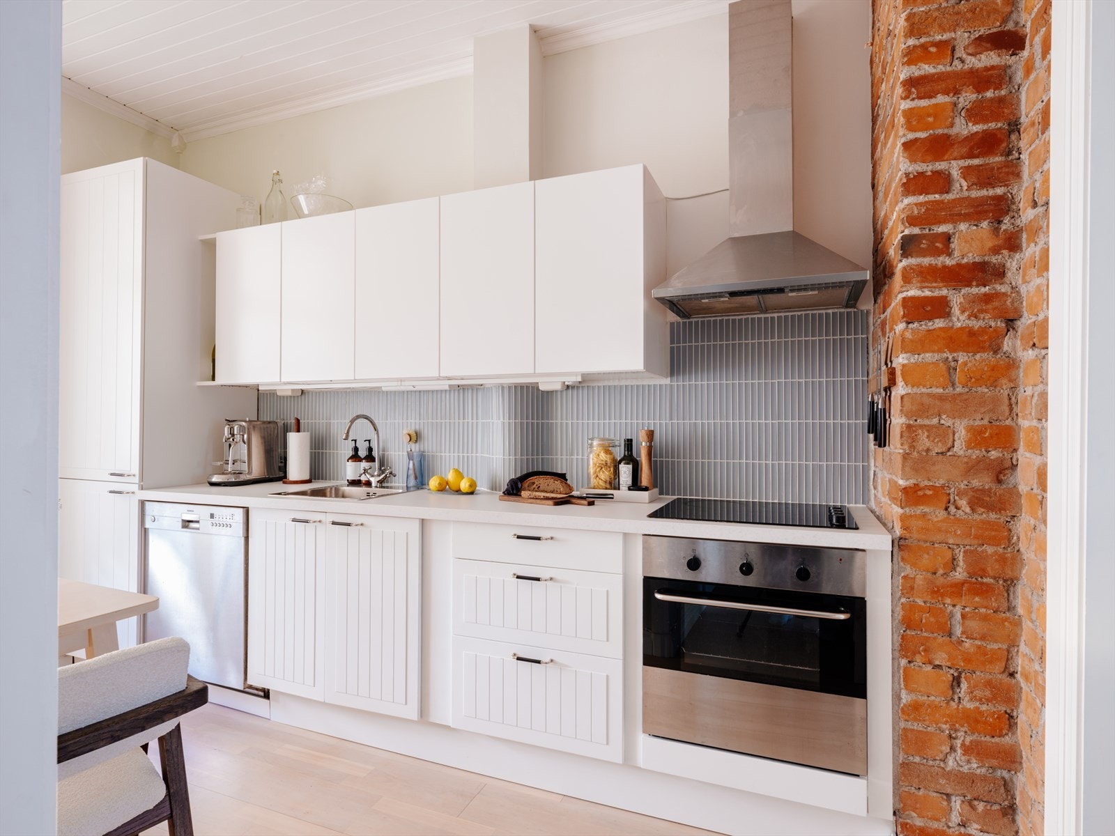 Opplegg til vaskemaskin på kjøkken, og felles vaskeri i kjeller Galleribilde