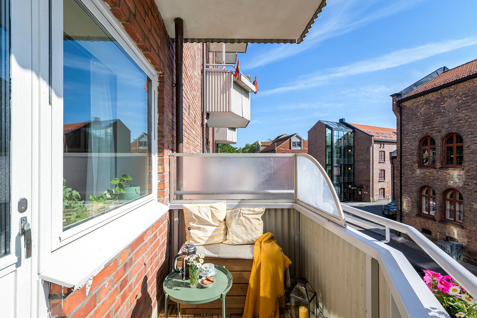 Marita Husum Nilsen v/Nordvik ønsker velkommen til Maridalsveien 90! Galleribilde