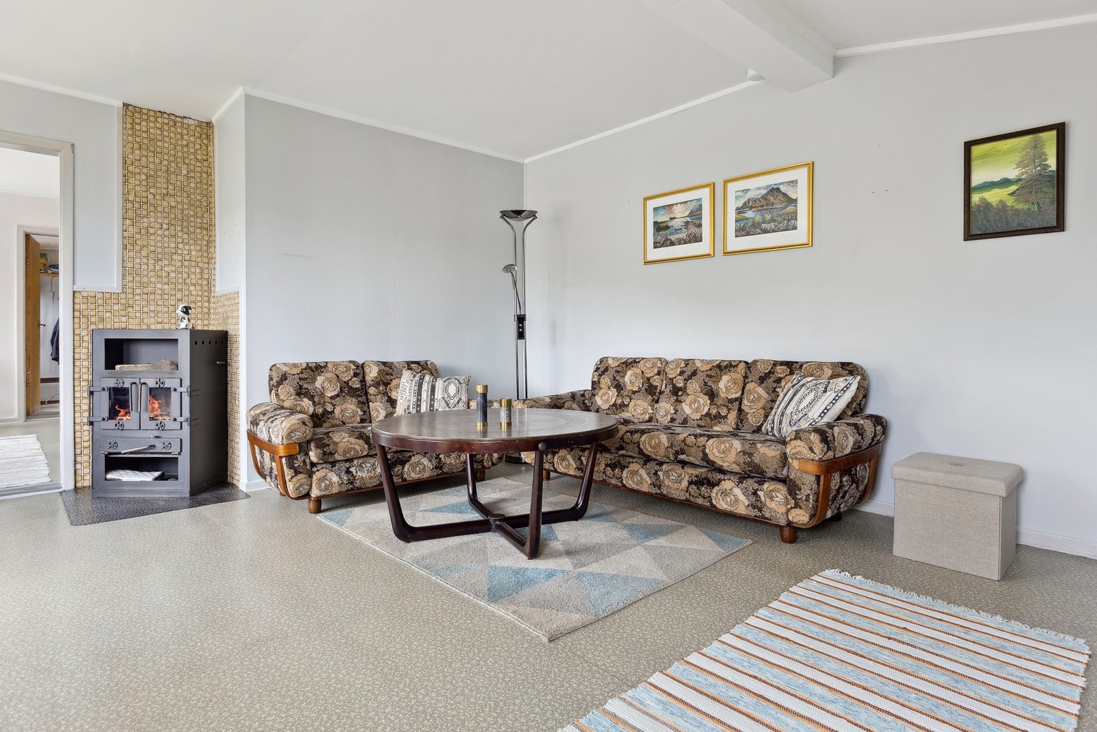 Trivelig stue med fine møbleringsmuligheter. Galleribilde