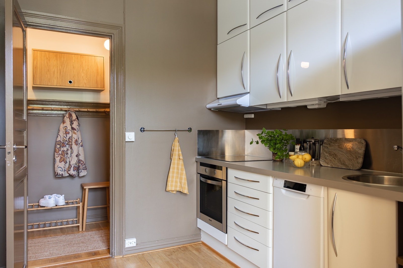 Takhøye overskap gir maksimal utnyttelsle. Galleribilde