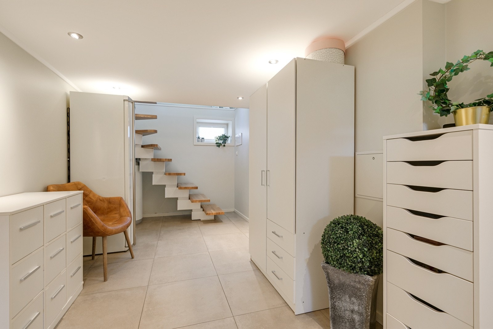 Her finner vi et innredet rom med god plass (Ikke søkt bruksendring) Galleribilde