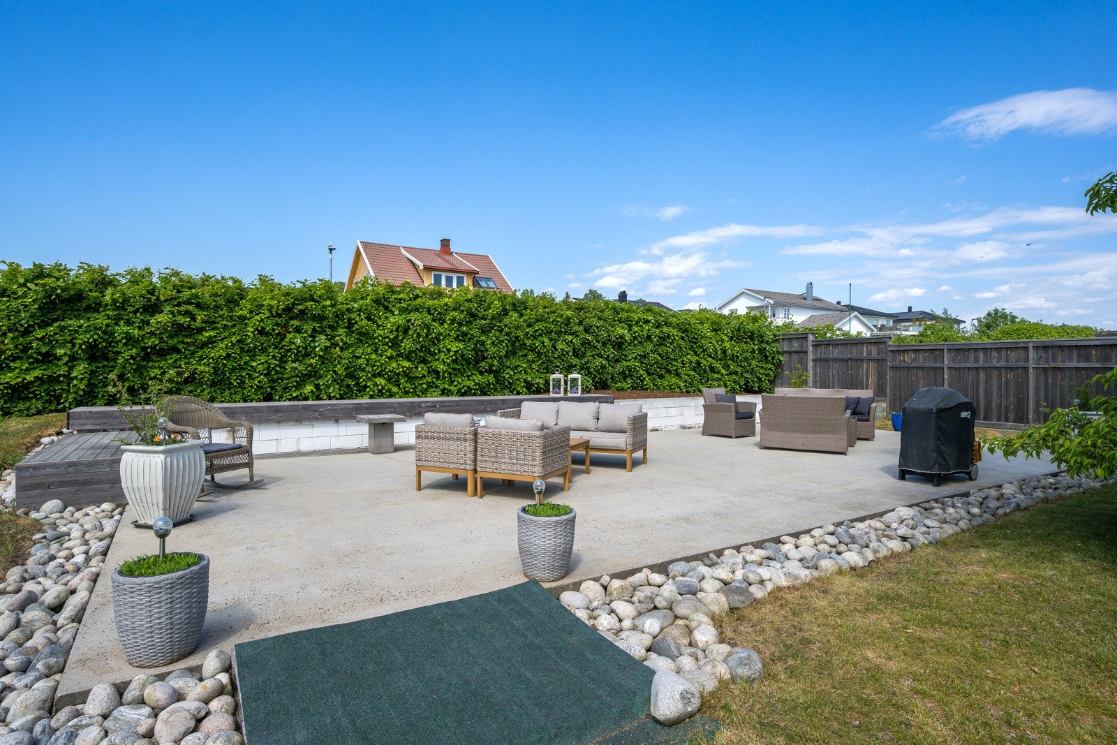 Her er det bare å nyte varme sommerdager Galleribilde