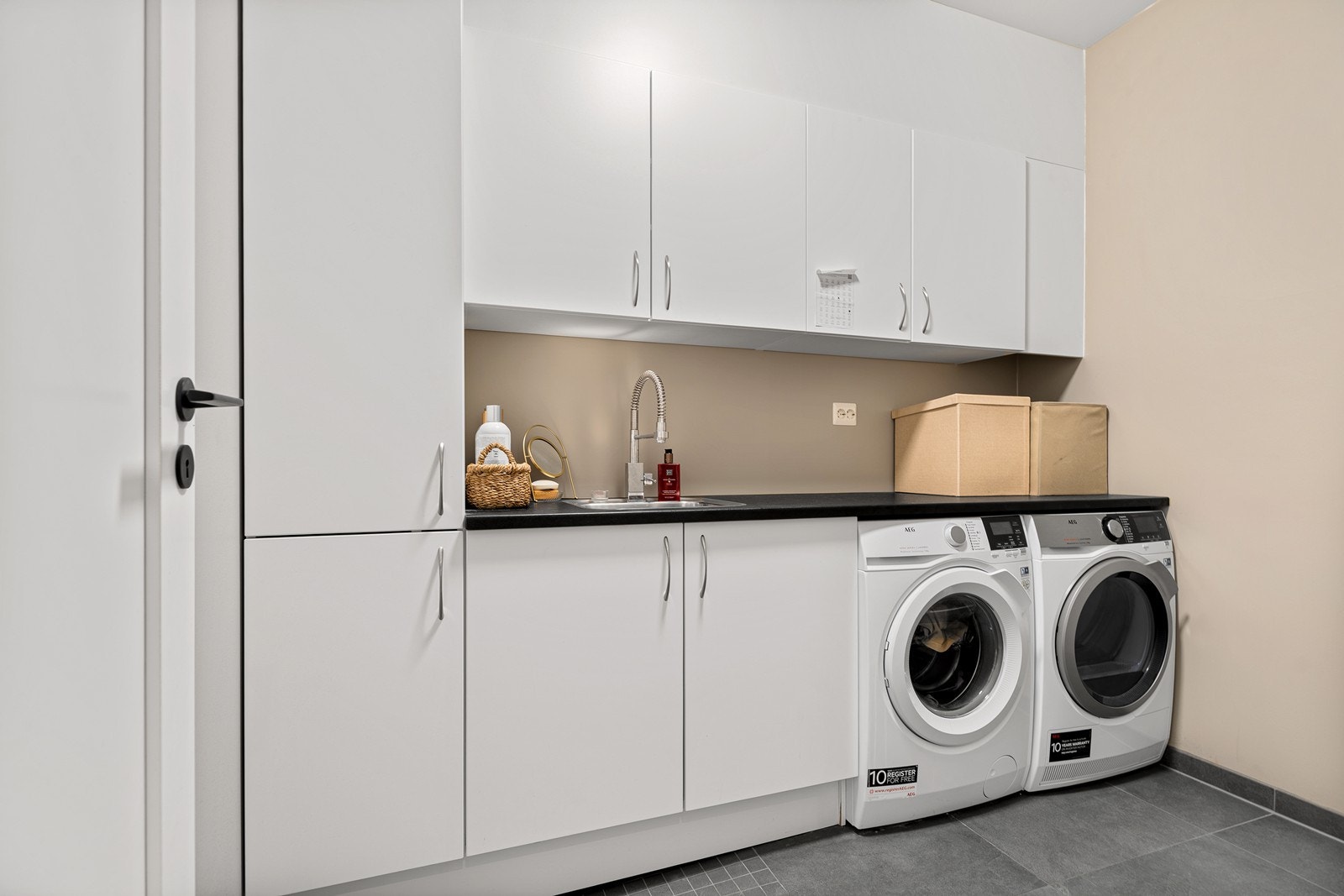 Med direkte adkomst til flott vaskerom Galleribilde