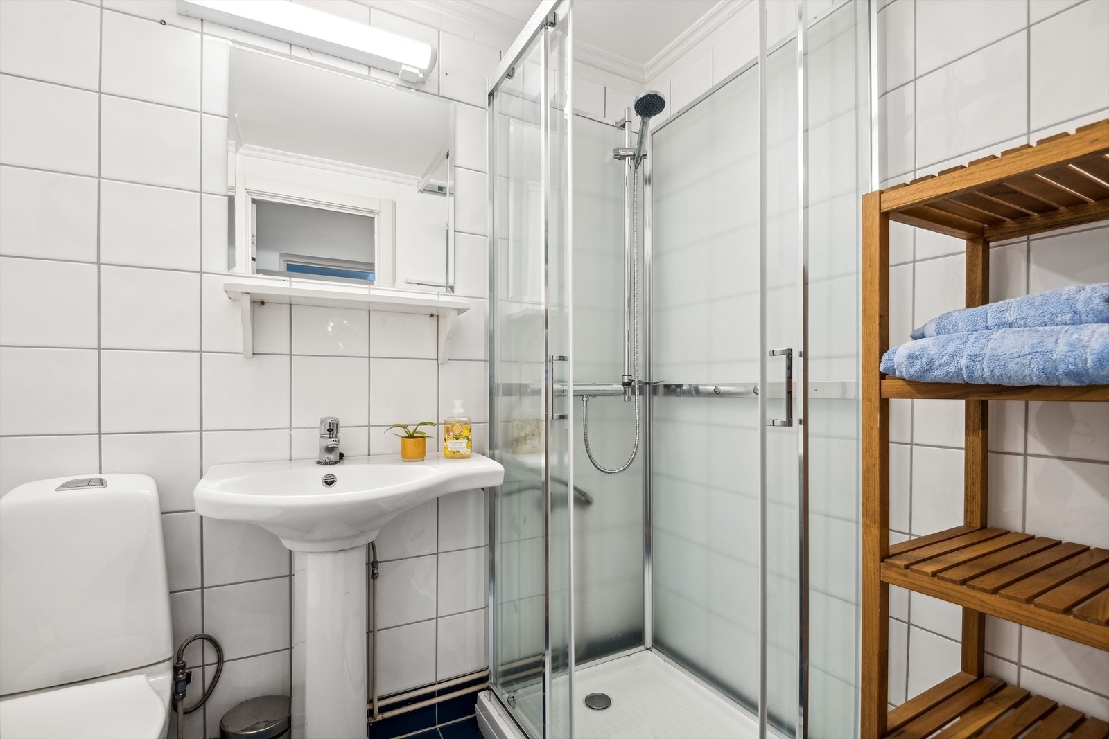 Badet er lyst, romslig og tidløst Galleribilde