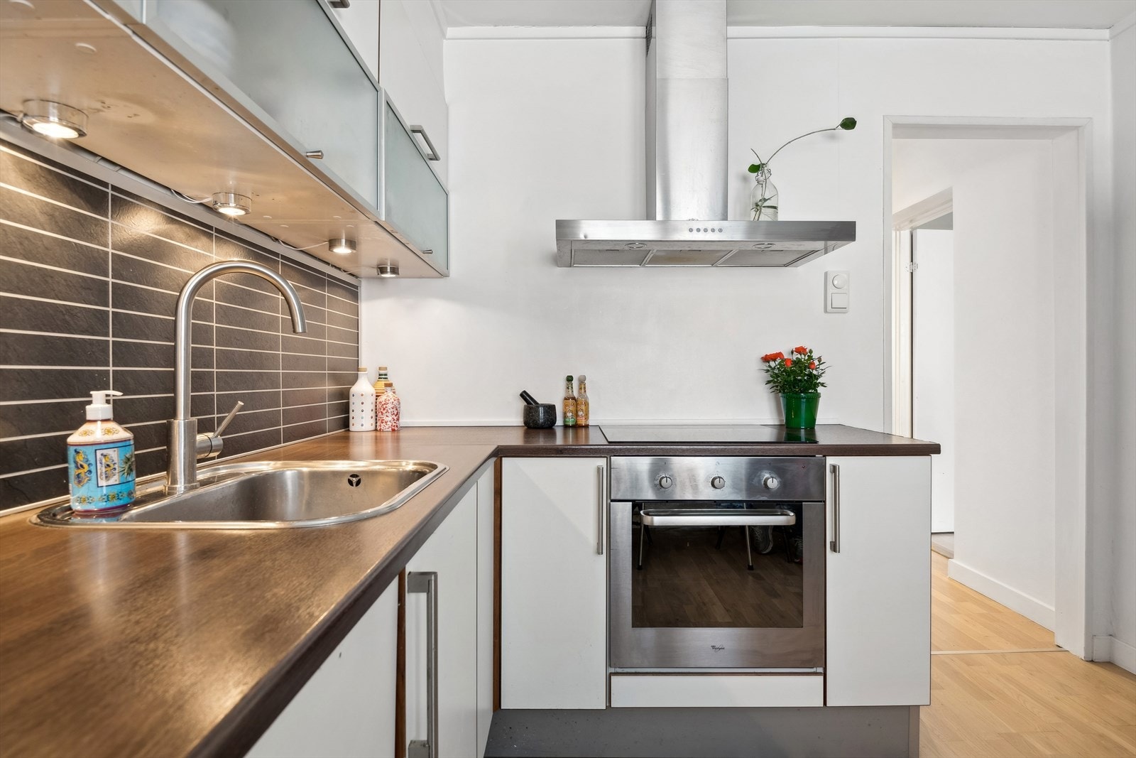 Alt av hvitevarer medfølger Galleribilde