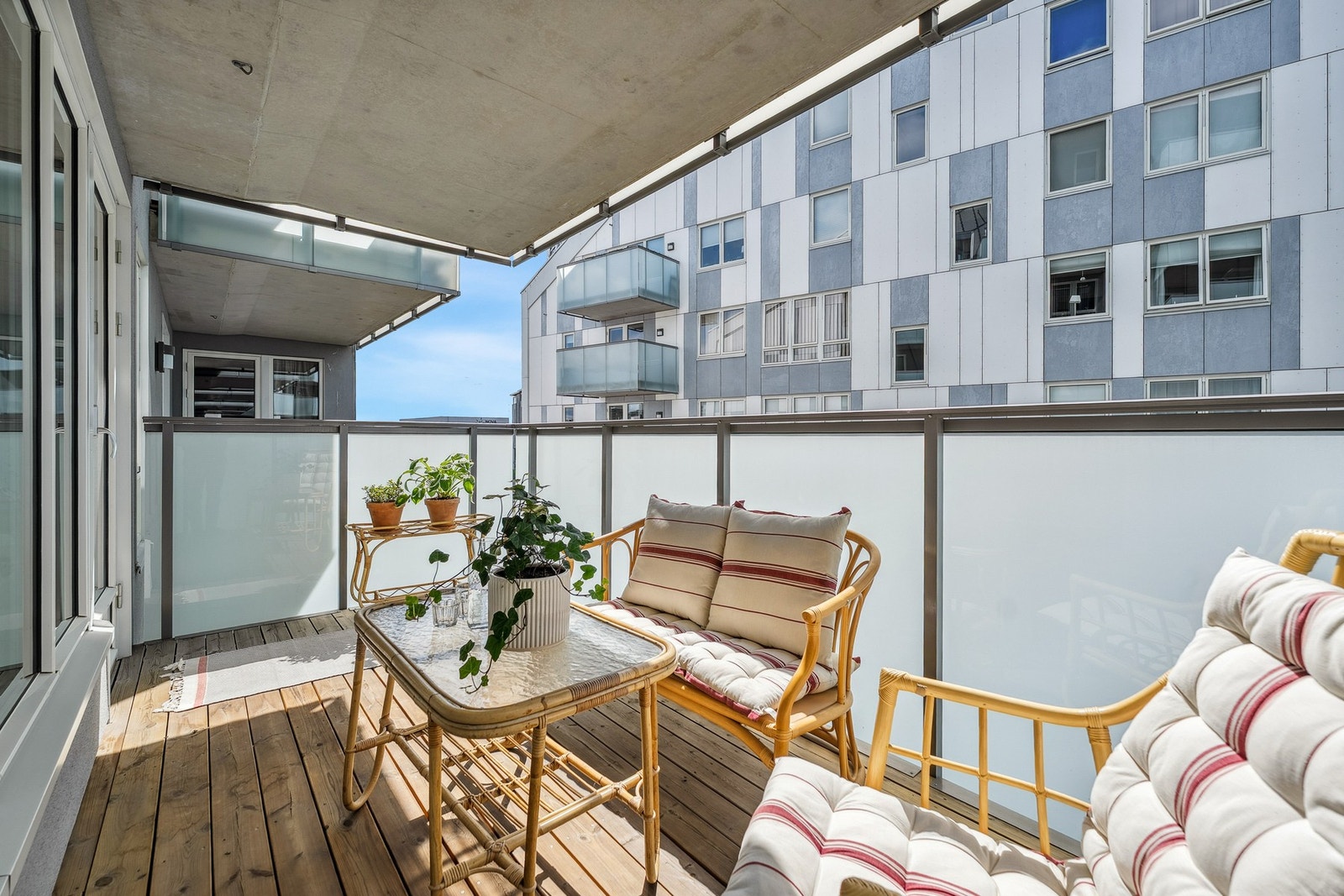 Som skapt for late sommerdager og hyggelige kvelder. Galleribilde
