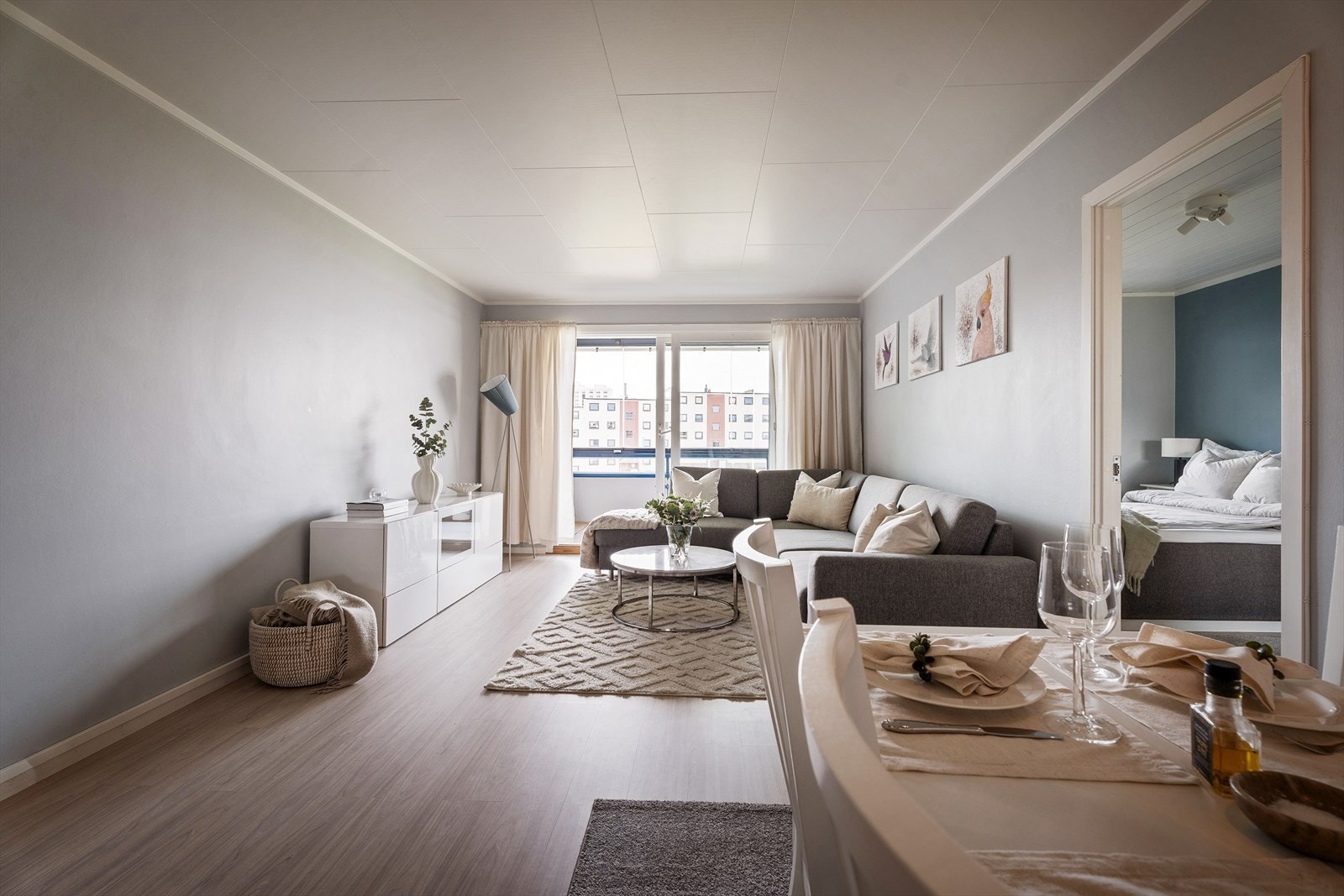 Velkommen til Hubroveien 4A presentert av Marthe Grønnslett v. Nordvik Bjørvika. Galleribilde