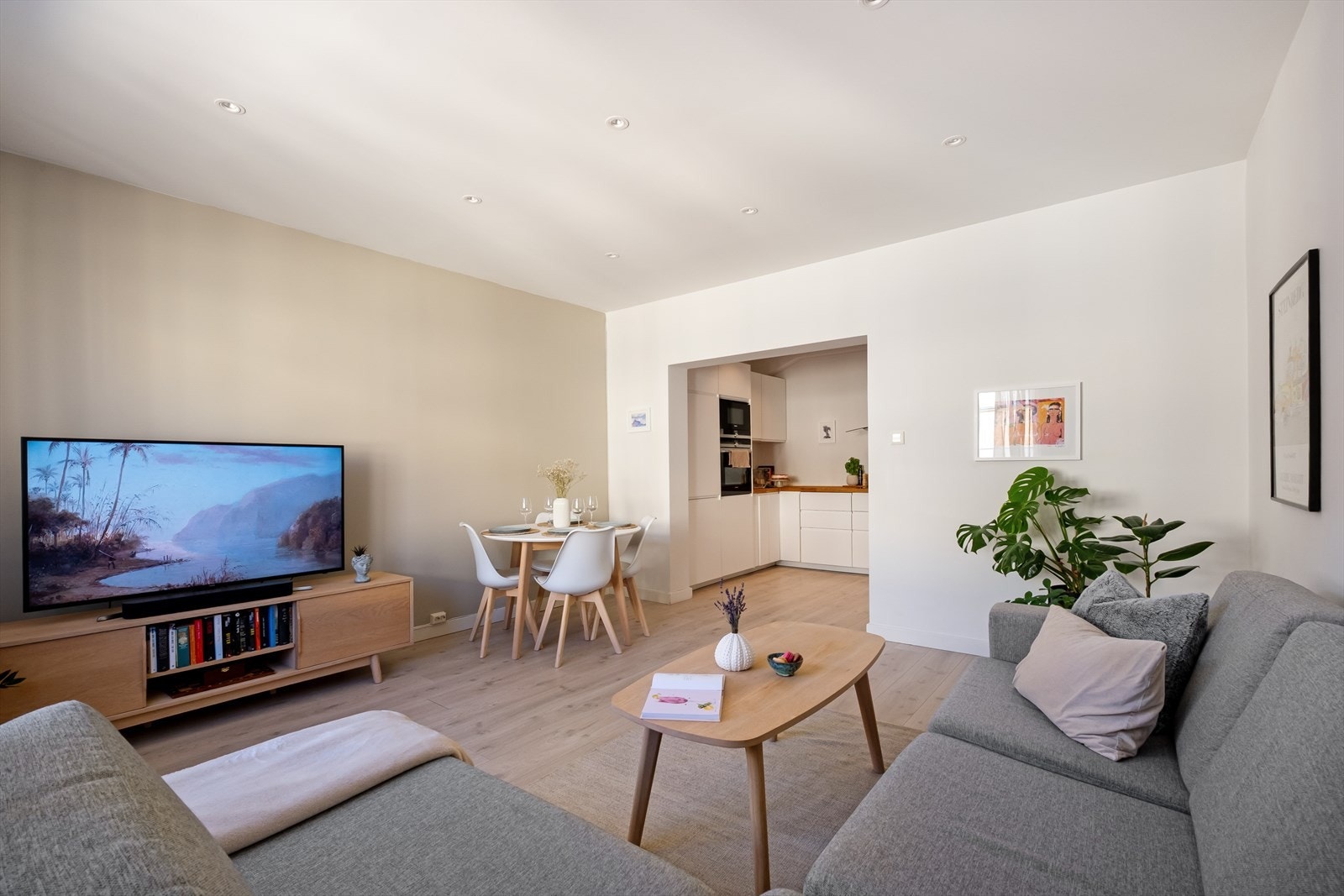 - Generøs takhøyde på 2,63 meter - Galleribilde