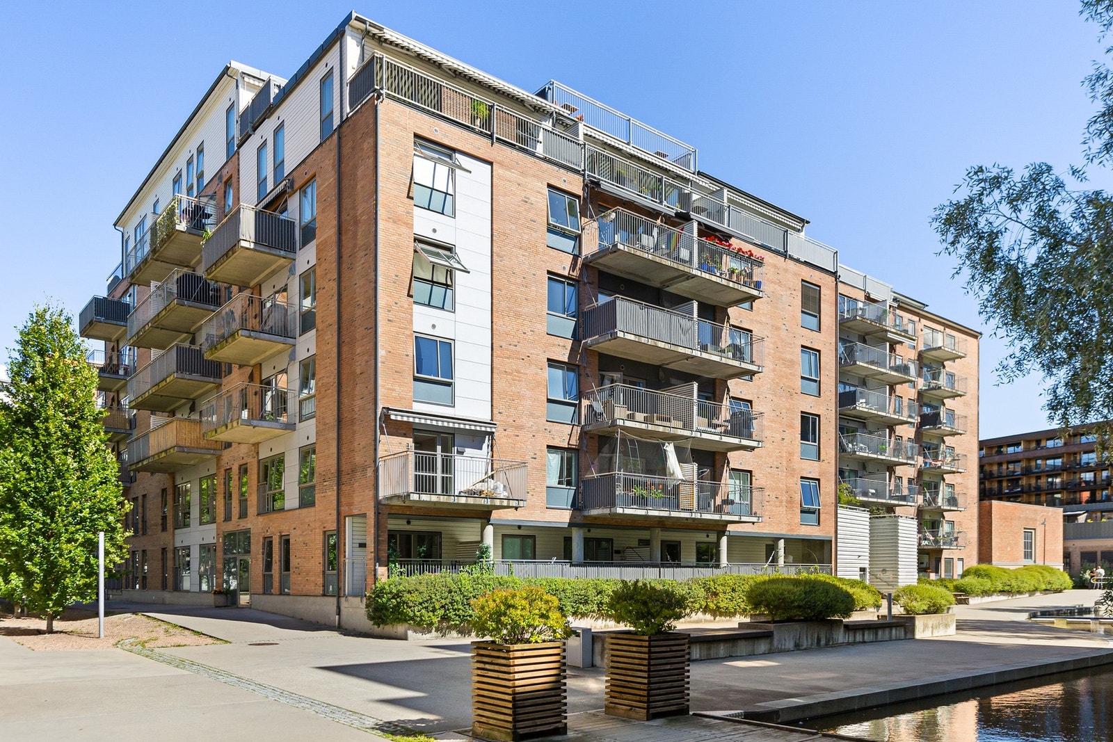 Bygget er fra 2015, ett av 10 borettslag i Kværnerbyen. Galleribilde