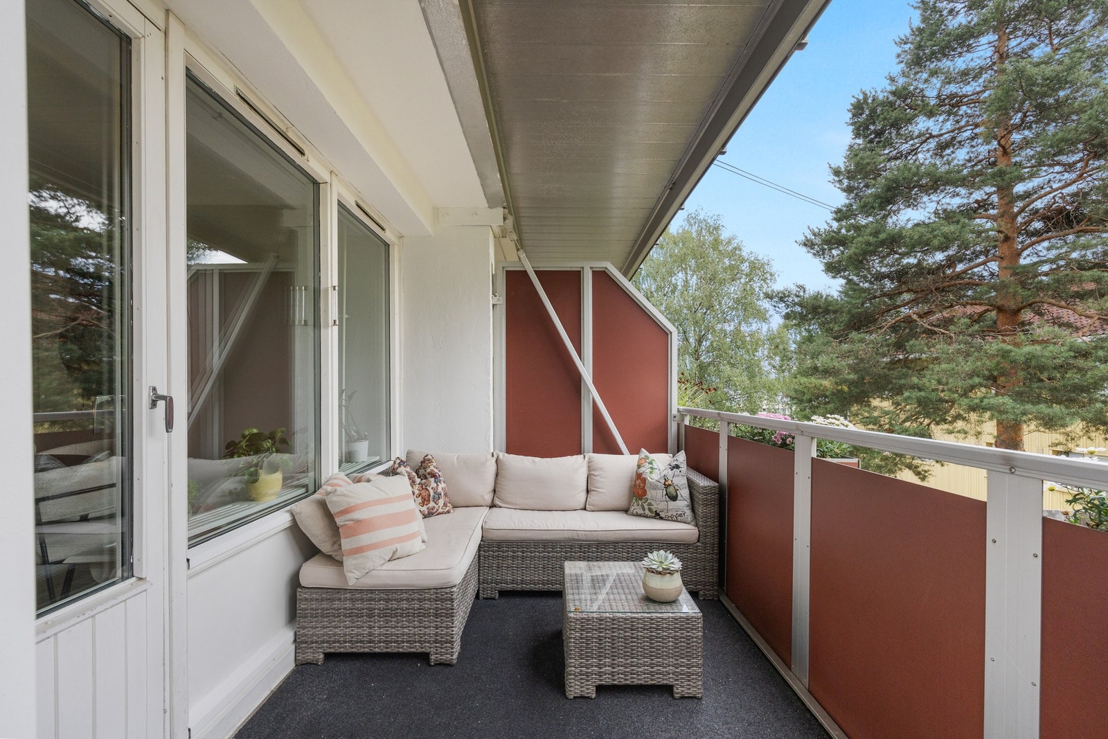 Varmtvann og fyring inkludert i felleskostnadene. Galleribilde