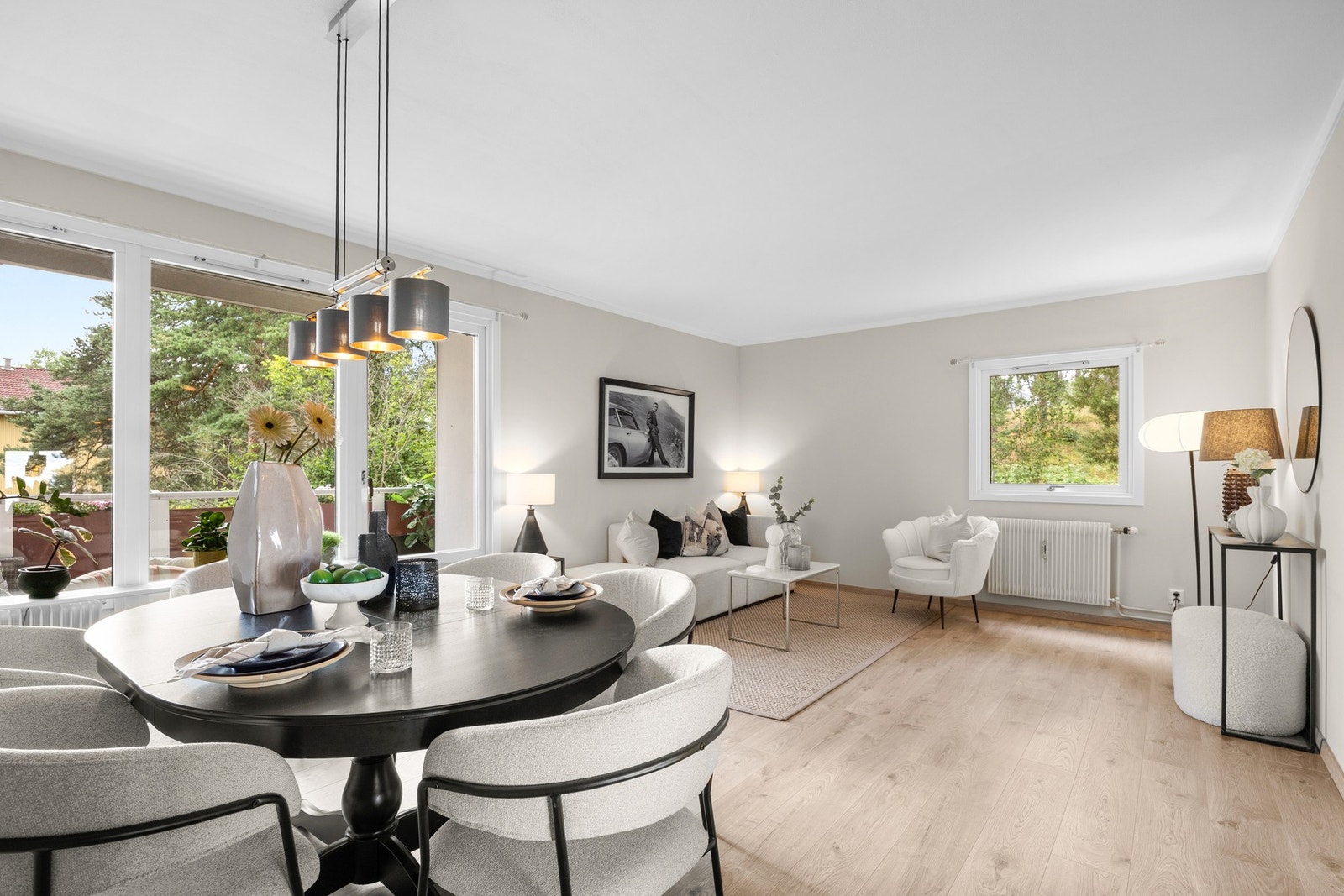 Linderud/Sletteløkka - Bad fra 2019- Sørvestvendt balkong - Fyring og varmtvann inkludert - Marka i umiddelbar nærhet! Galleribilde