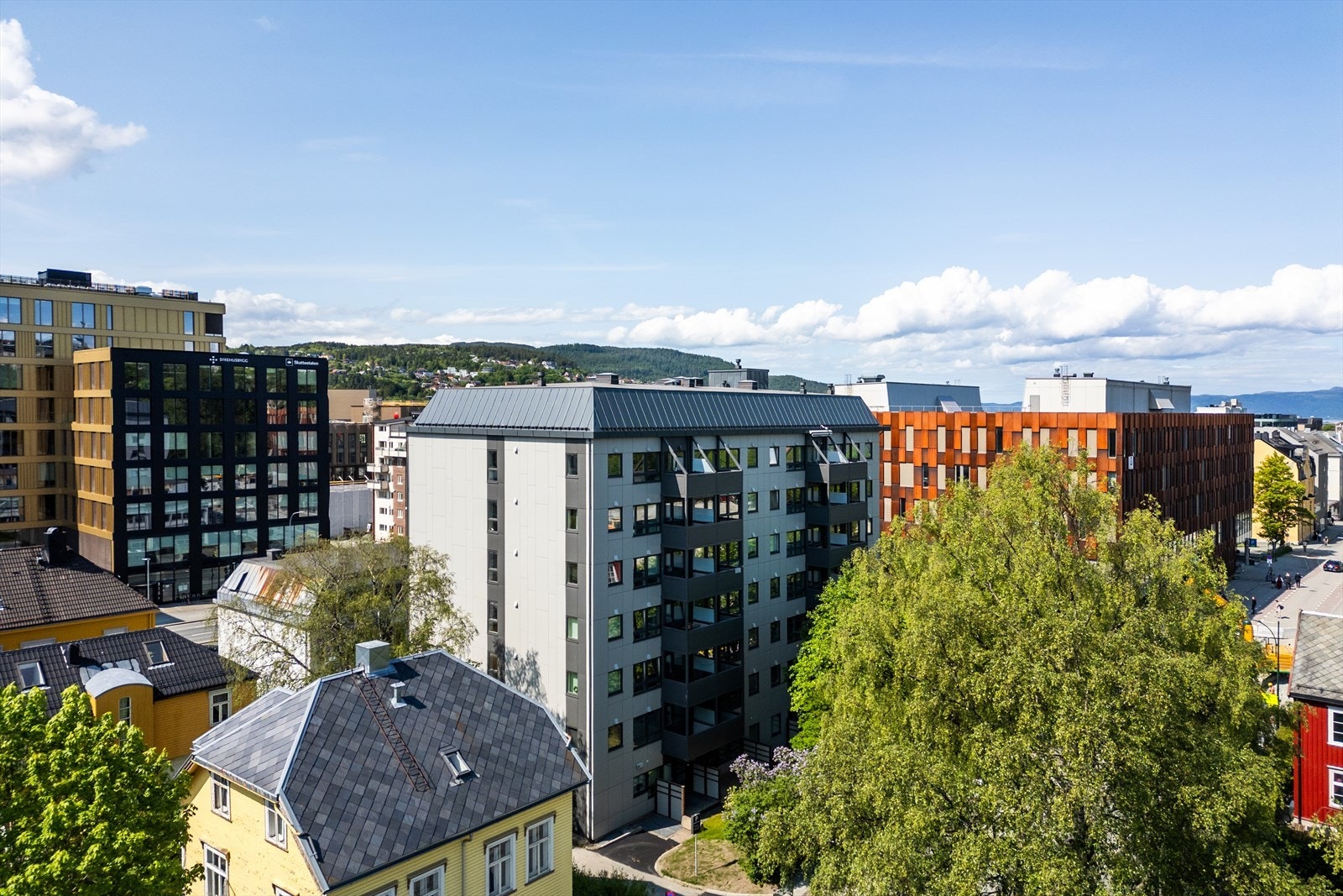 Velkommen til en hyggelig visningsopplevelse! Dersom oppsatt tidspunkt ikke passer ta kontakt med megler på tlf. 906 56 880. Galleribilde