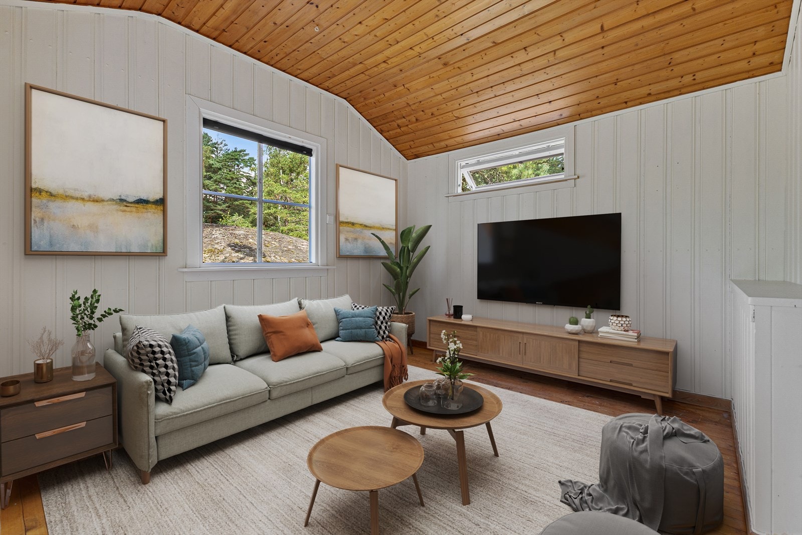 Stuen har plass til sofagruppe og annet ønsket møblement. (digitalt møblert) Galleribilde