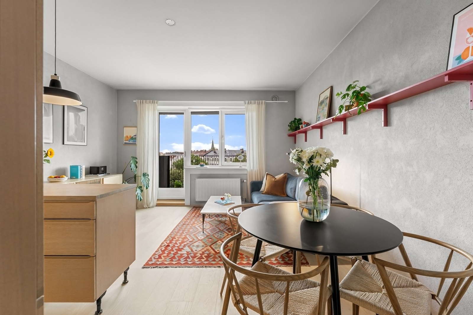 Et sosialt allrom med god soneinndeling. Galleribilde