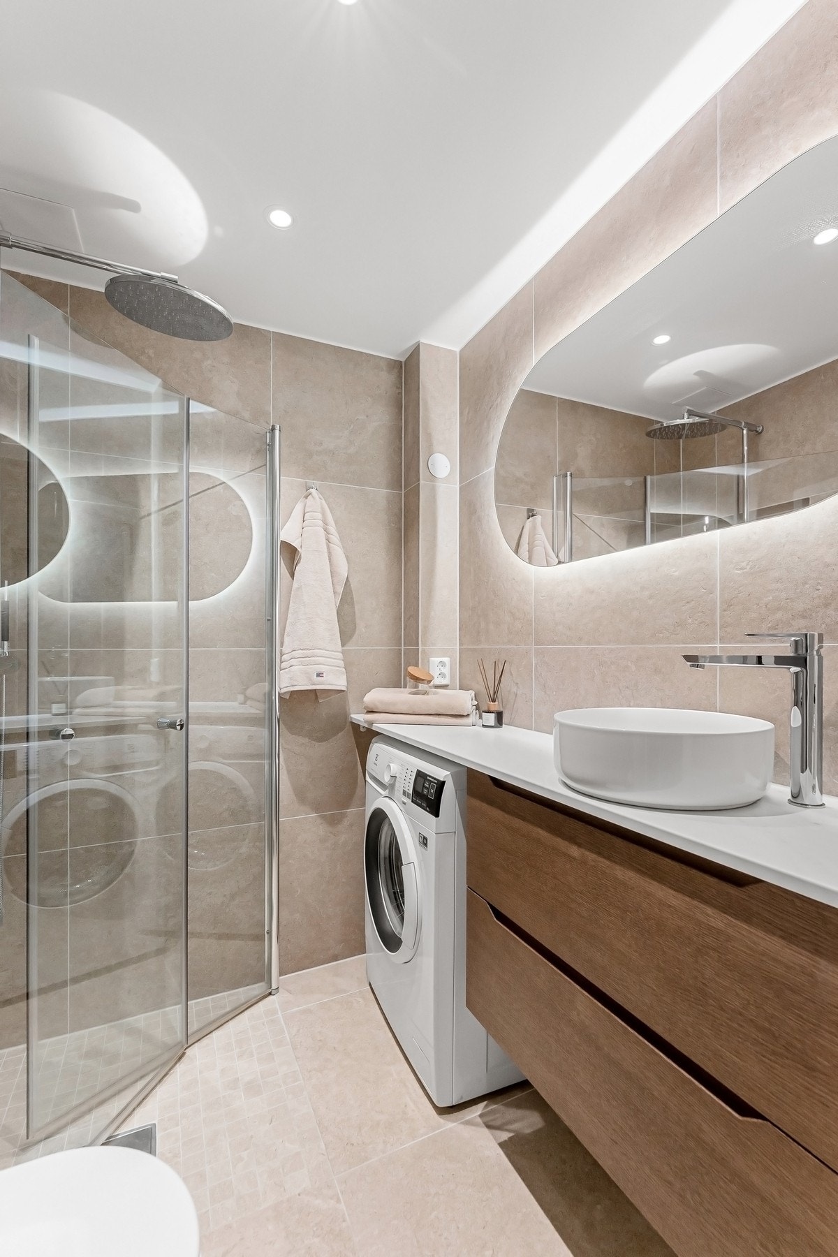 Lekker kombinasjon av farger og materialer. Galleribilde