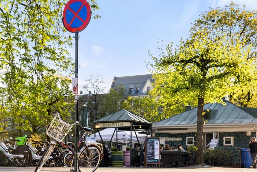 Olaf ryes plass med et eldorado av fasiliteter, velkommen til løkka Galleribilde