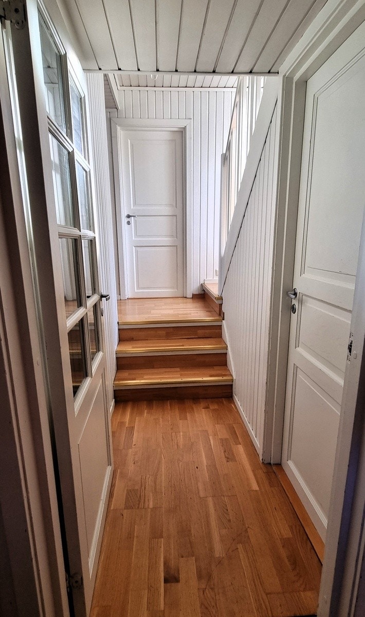 Hall - 1.etg Galleribilde