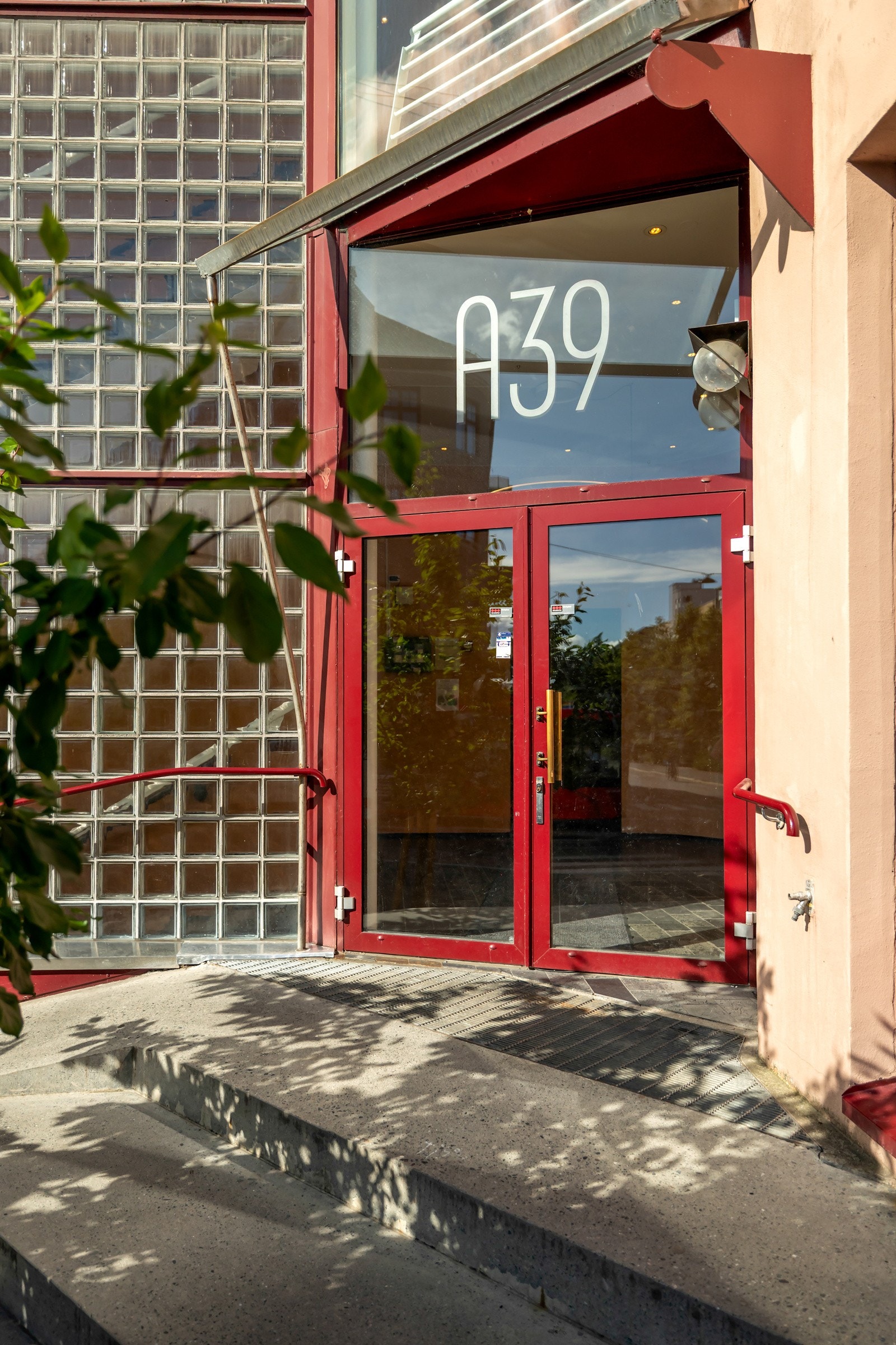 Inngangsparti Galleribilde