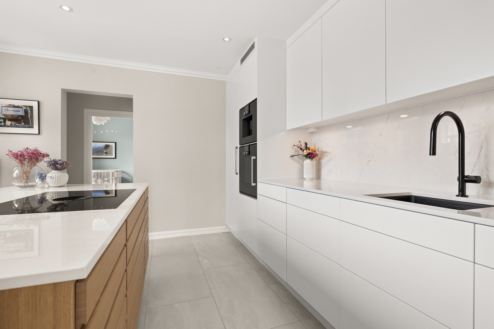 Benkeplater av stein Galleribilde