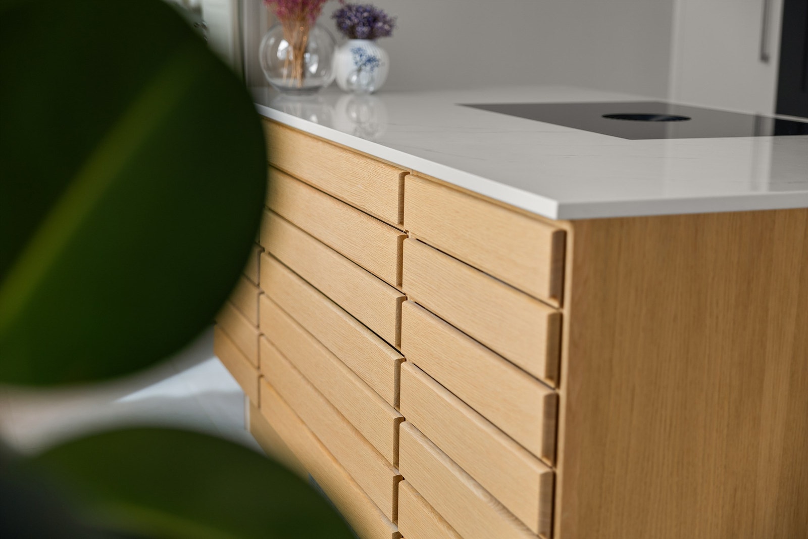 Påkostet kjøkken med flotte detaljer Galleribilde