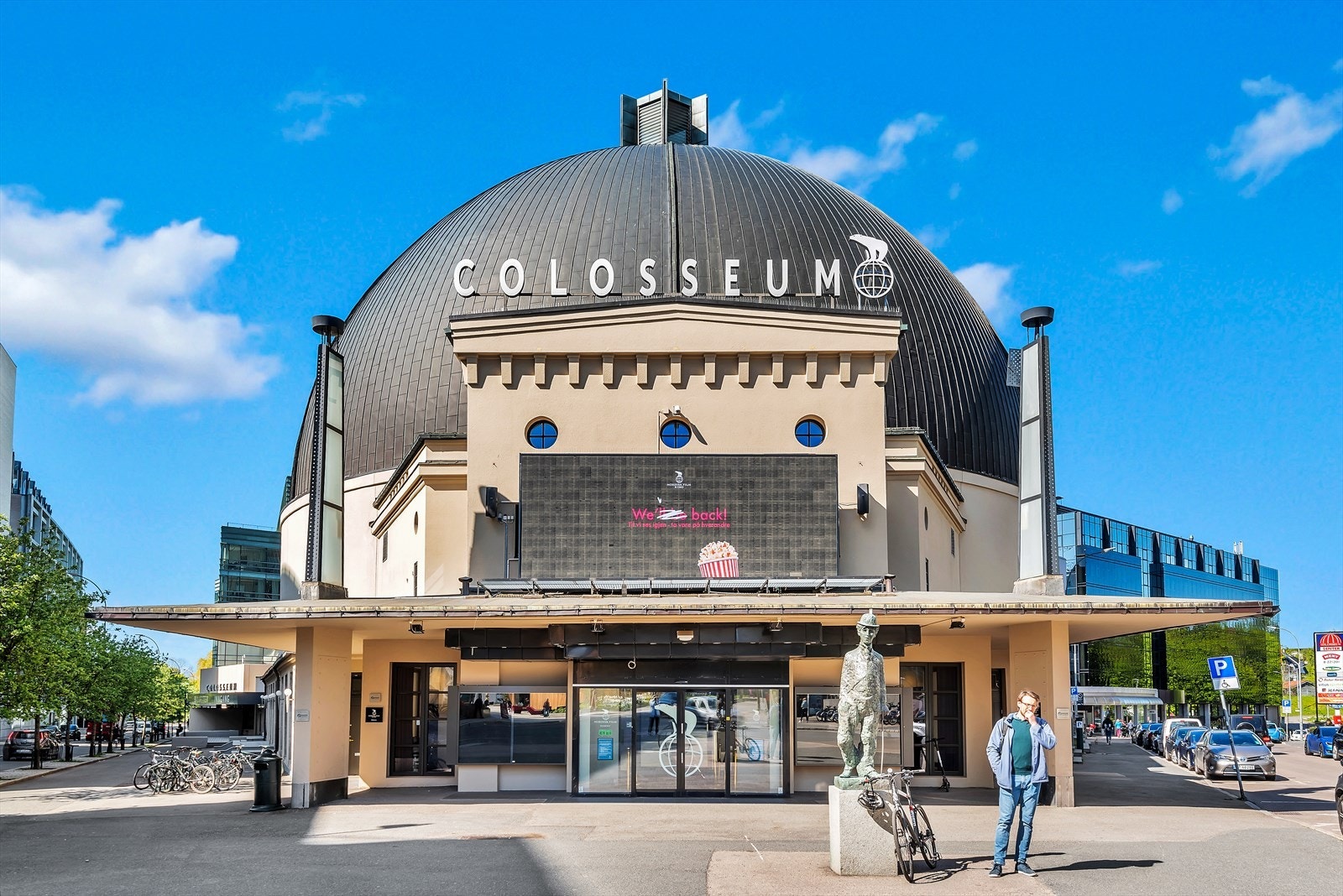 Colosseum kino finner du i gangavstand fra leiligheten Galleribilde