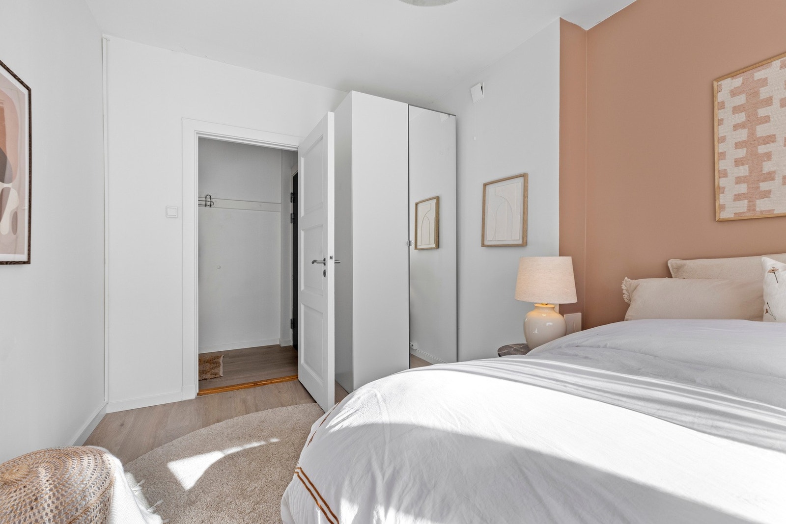 Gode møbleringsmuligheter og oppbevaringsplass. Galleribilde