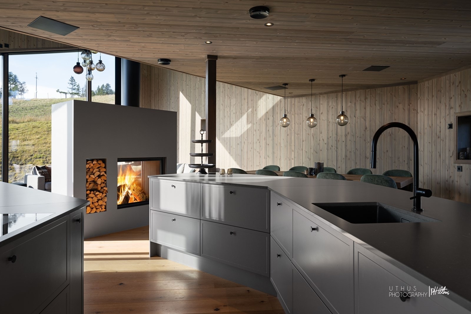 Å velge bort overskap, gir en god og luftig løsning. Galleribilde