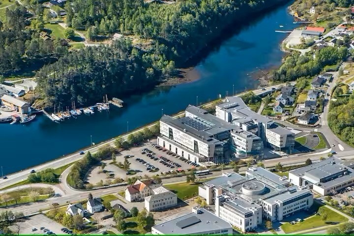 Kort vei til Campus Galleribilde