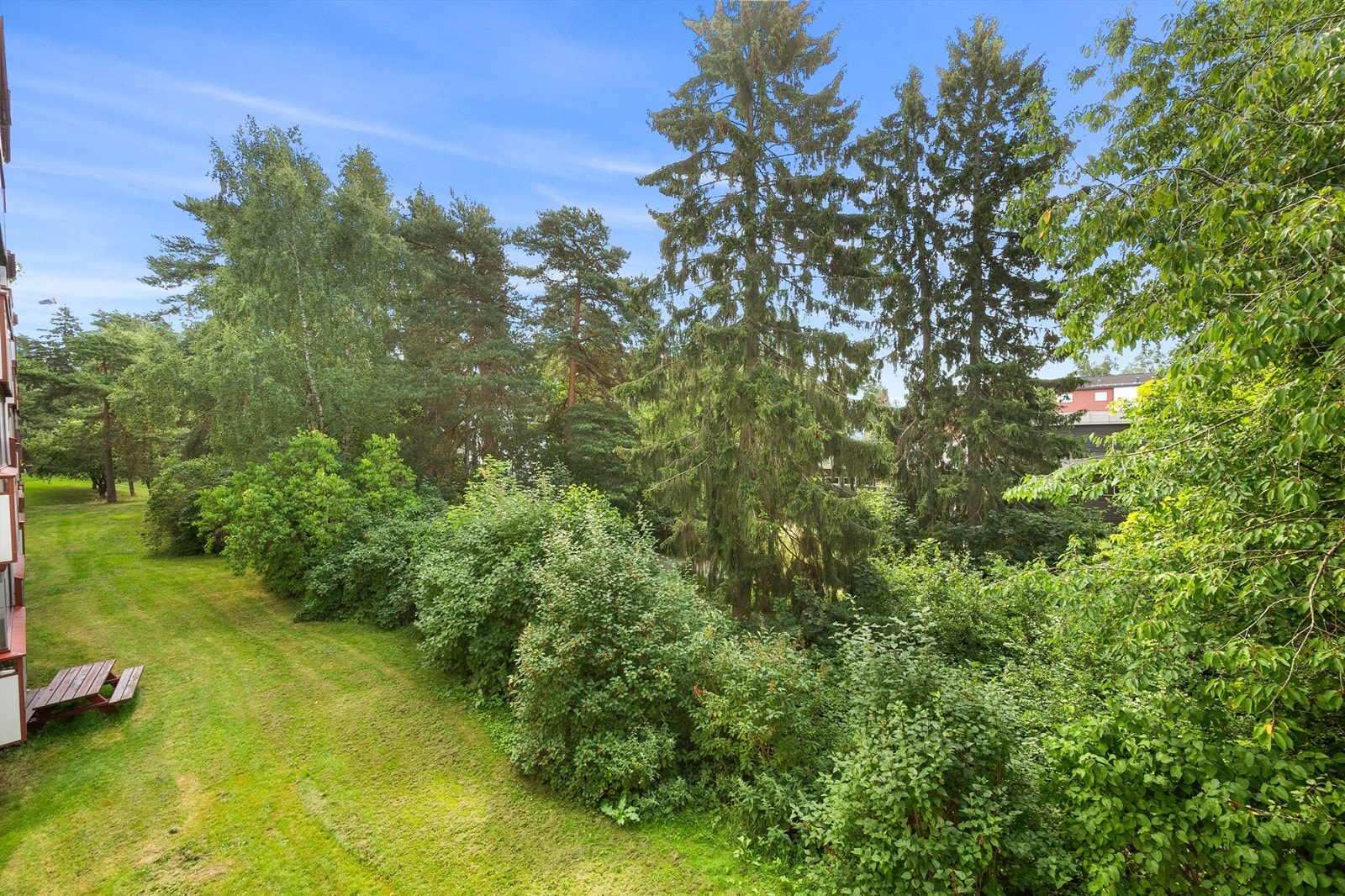 Ingen gjenboere fra balkongen. Galleribilde