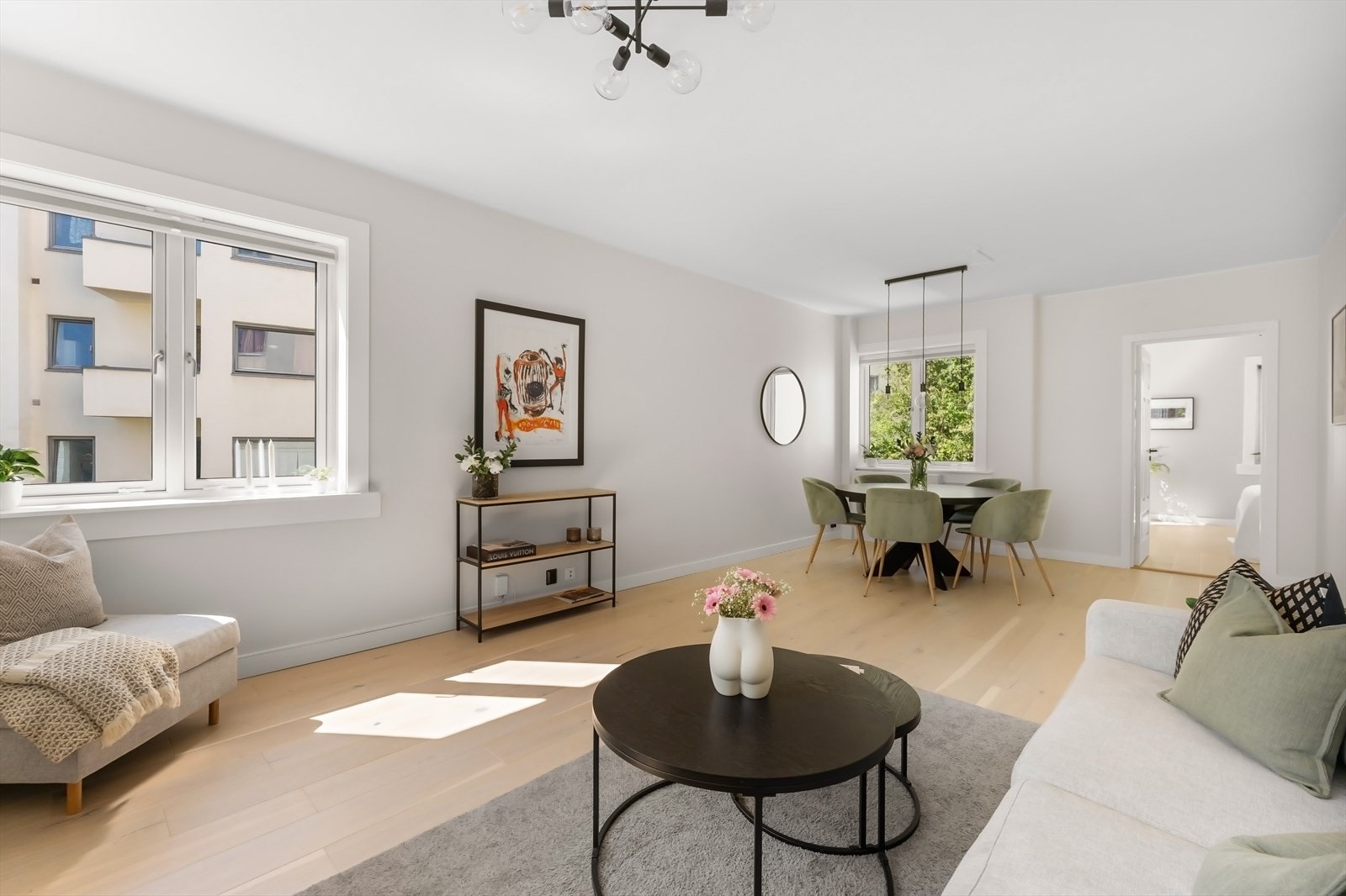 Leiligheten har adkomst med heis. Galleribilde