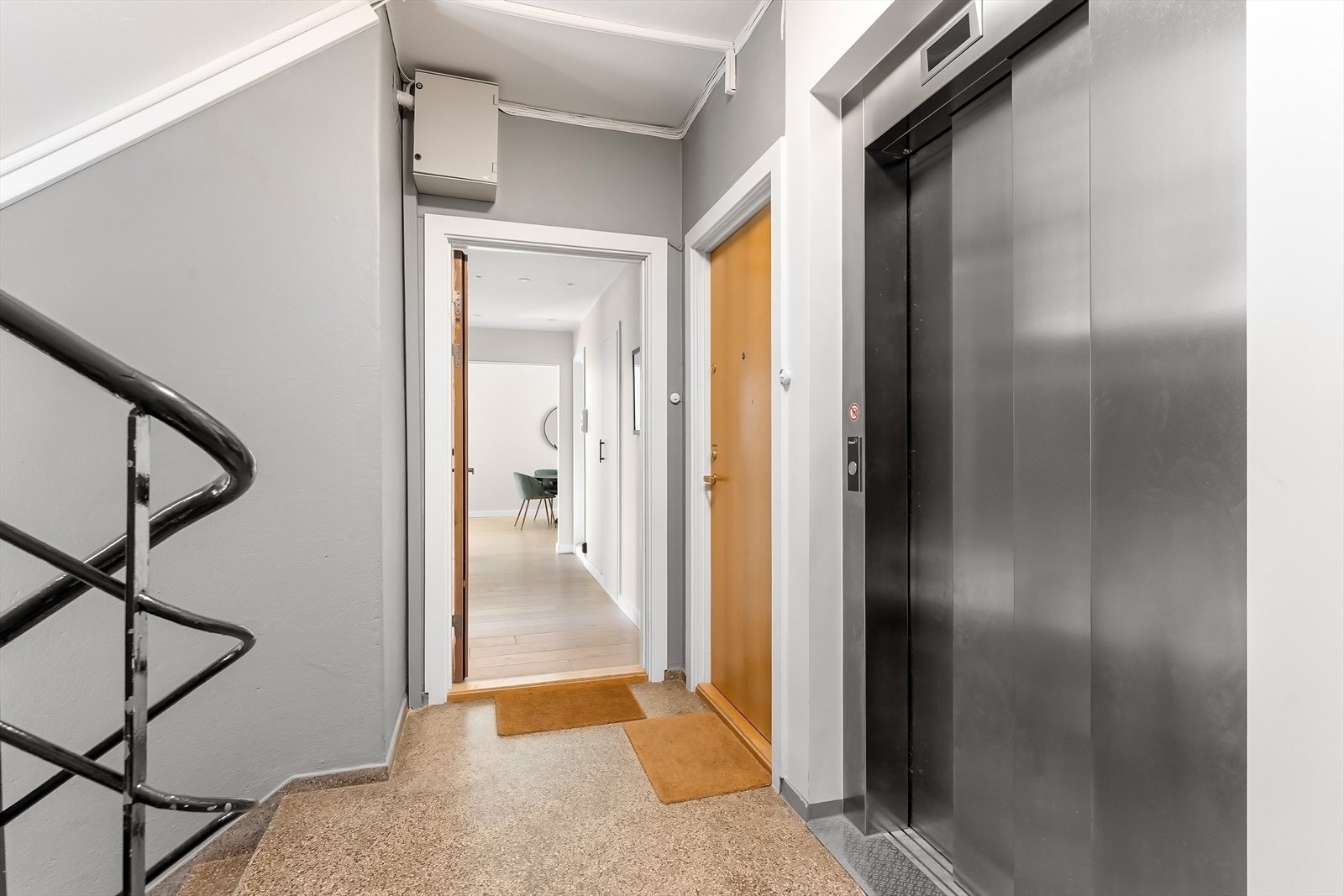 Enkel adkomst til leiligheten med heis. Galleribilde