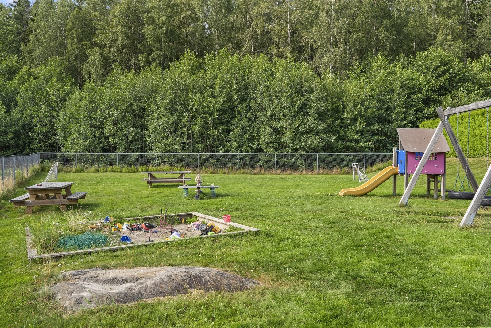 Et rolig og barnevennlig boligområde på Øvreskogen Galleribilde