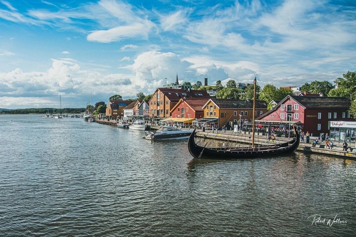 Tønsberg brygge, kort gåtur unna Galleribilde