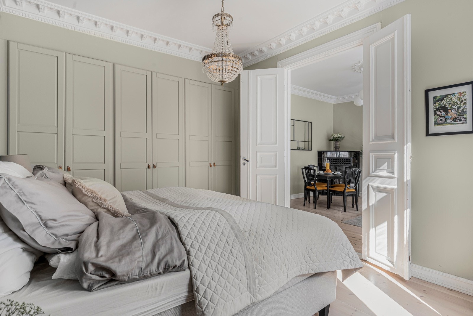 Romslig hovedsoverom på ca.14,5 kvm. Galleribilde