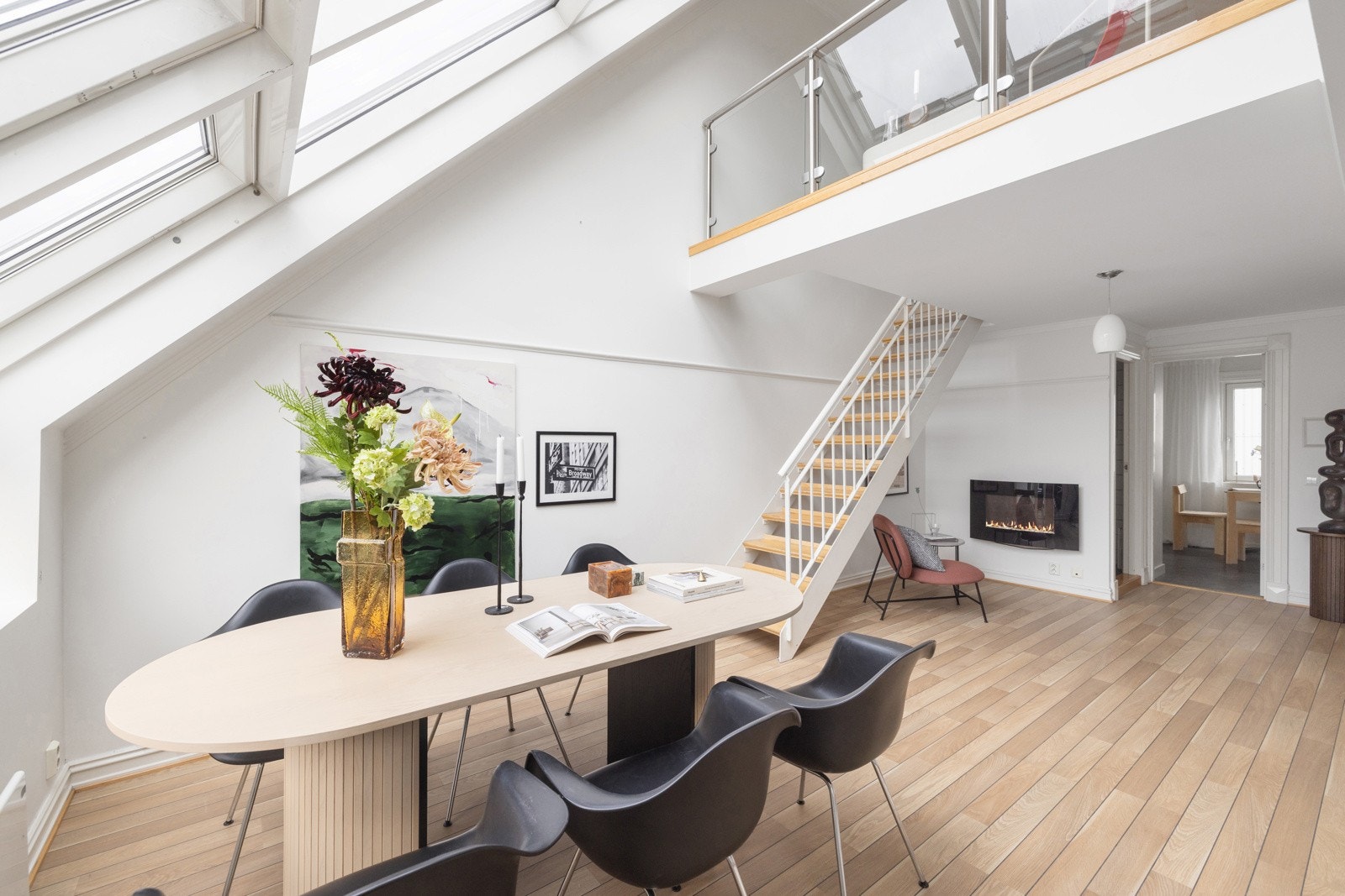 Plass til stort spisebord. Galleribilde