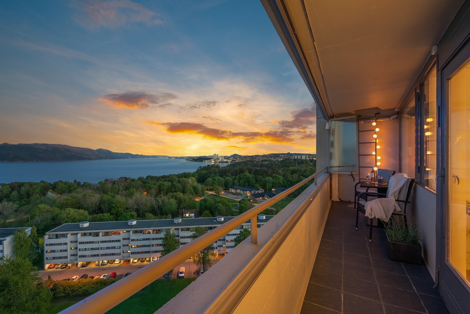 EIE eiendomsmegling v/ Herman Broen presenterer Rosenli 15! Galleribilde