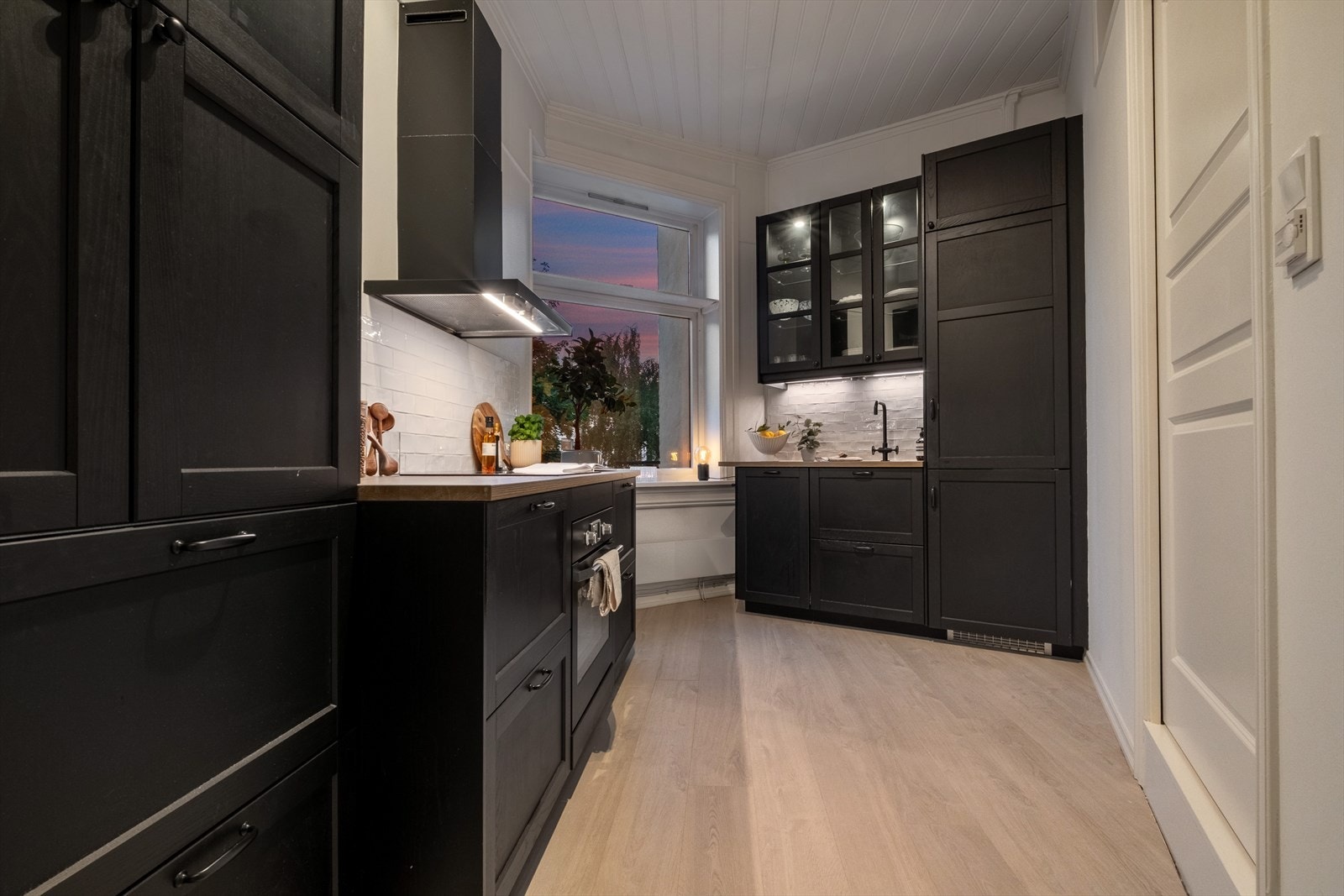 Her har man mulighet til å trekke kjøkkenet ut i stuen, utvide badet og etablere et ekstra sov/kontor ved behov Galleribilde