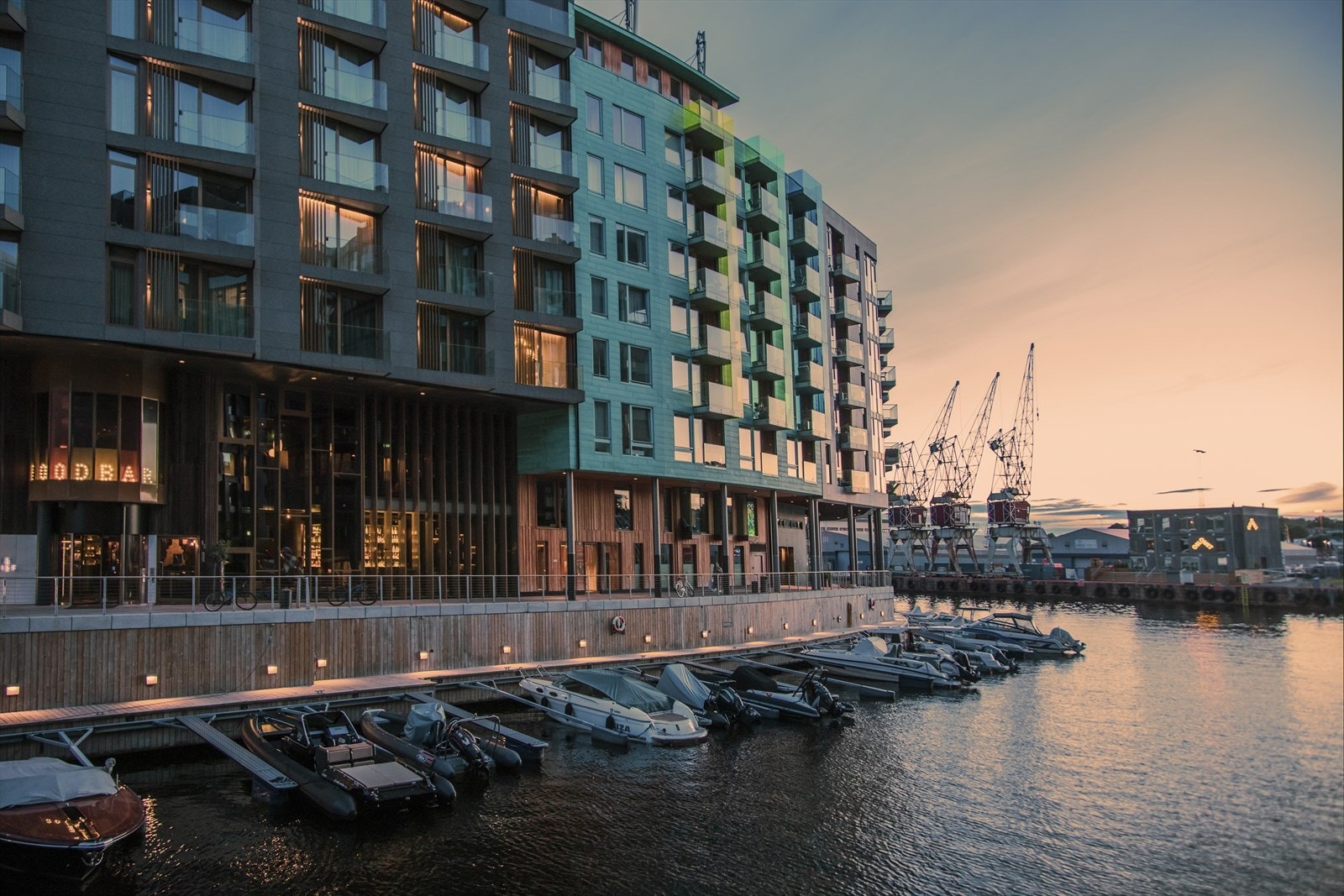 Gangavstand til Aker brygge og Tjuvholmen Galleribilde