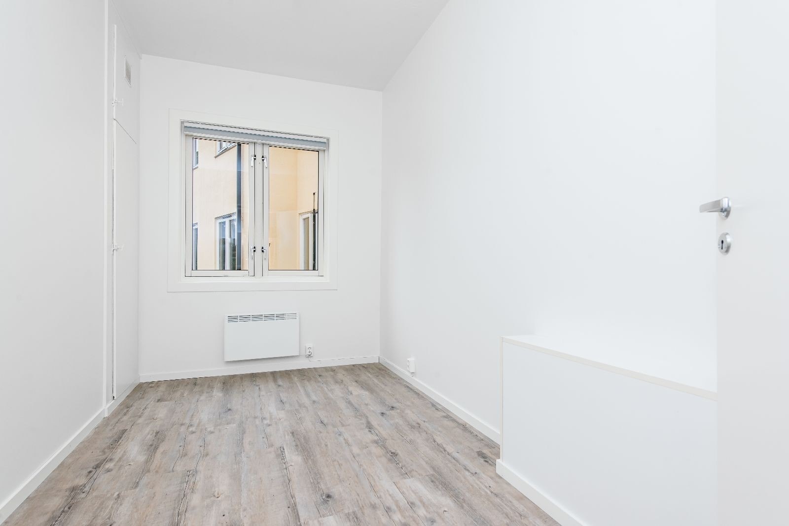 Soverom med innebygget skap Galleribilde