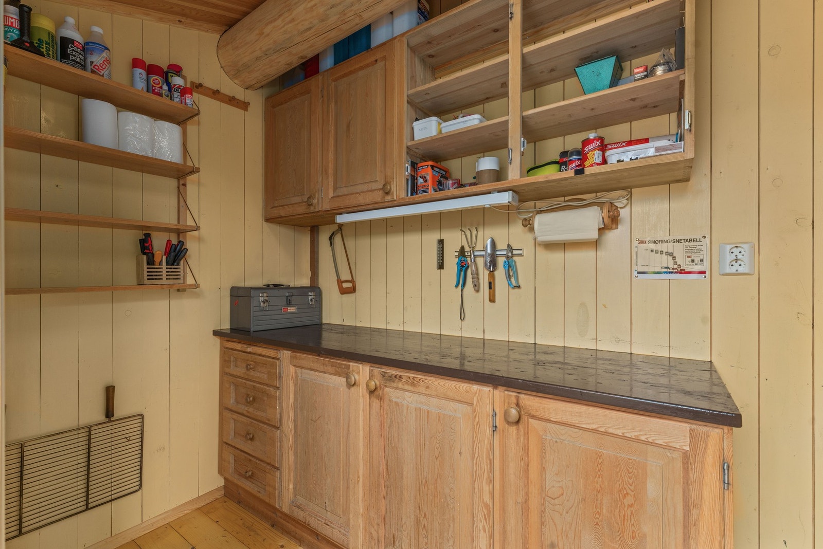 Bod i anneks. Galleribilde