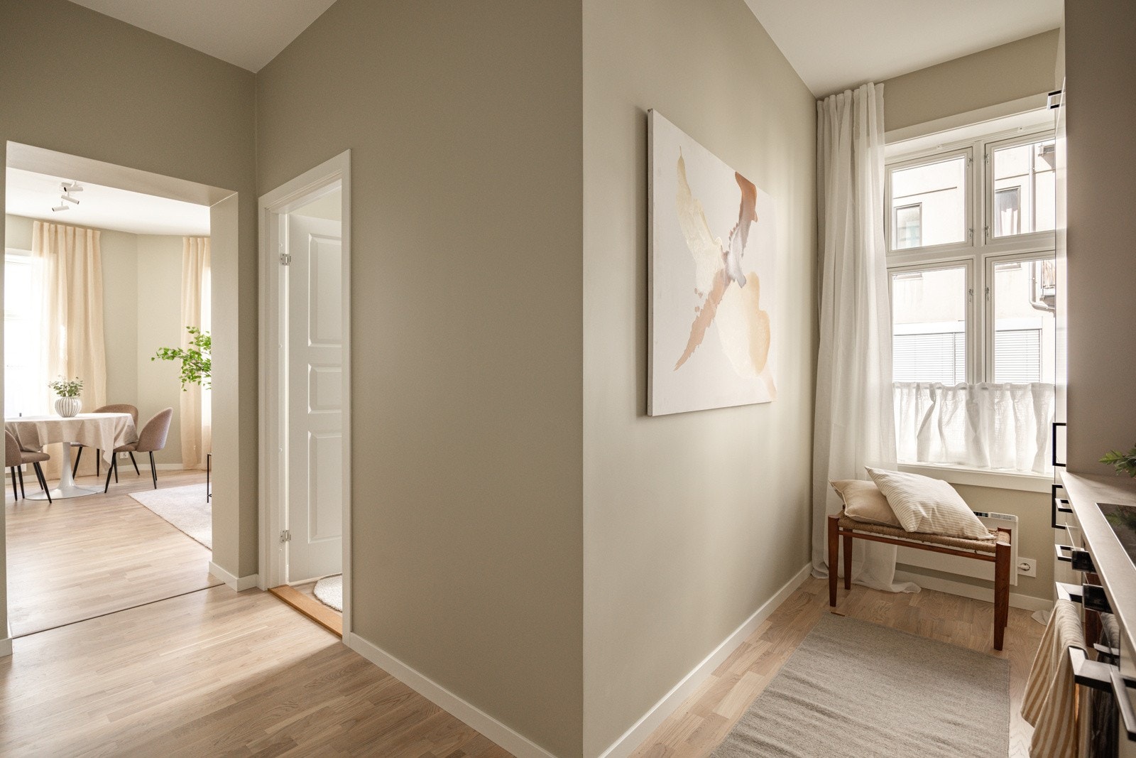 Ny parkett og nymalte overflater fra 2025 Galleribilde