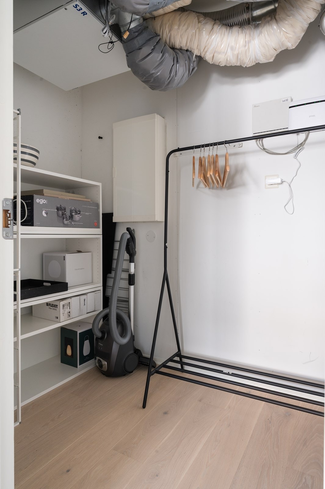 Leiligheten disponerer i tillegg en ekstern bod - her er lagringsplass ingen problem. Galleribilde