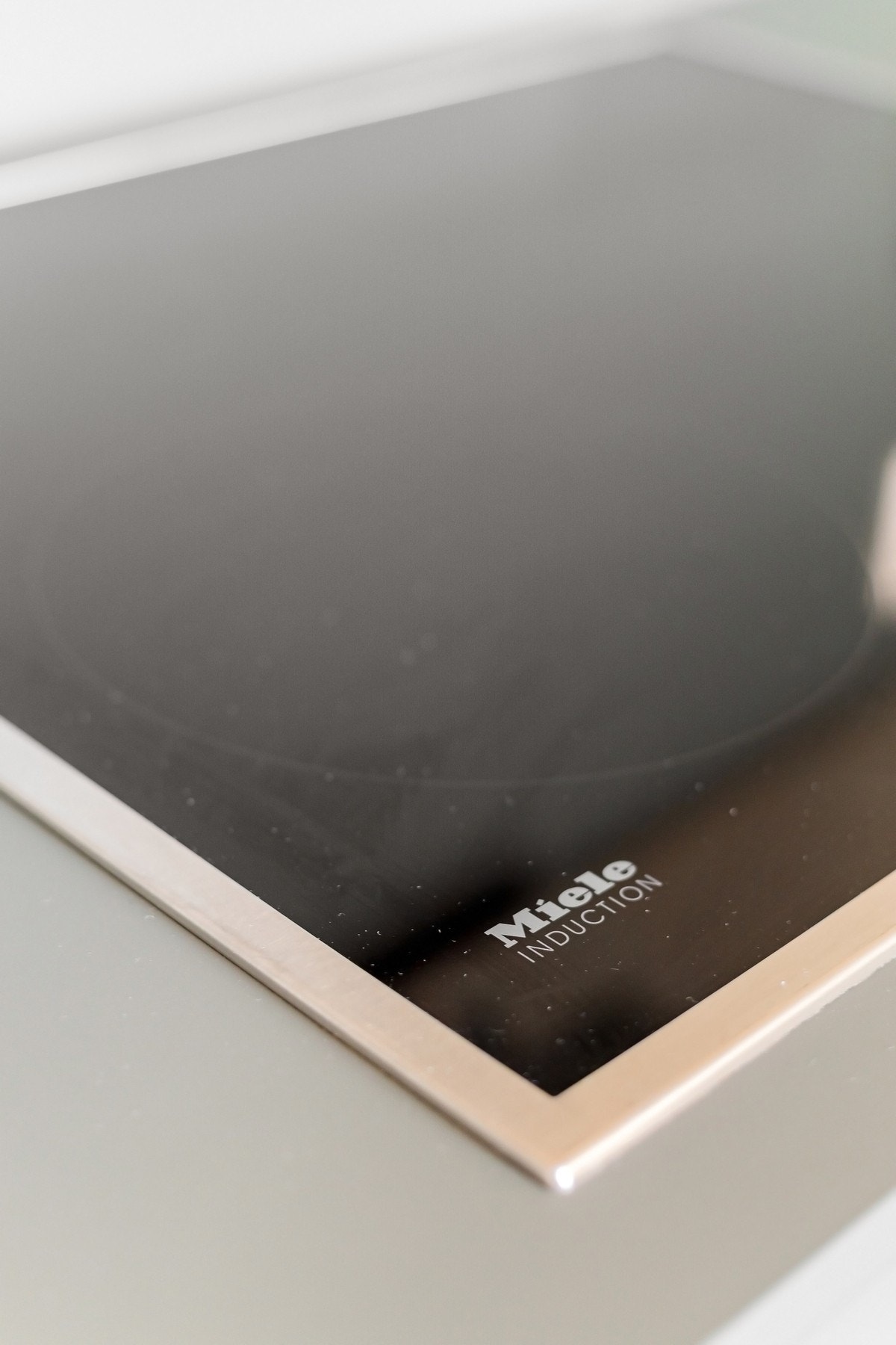Platetopp fra Miele. Galleribilde