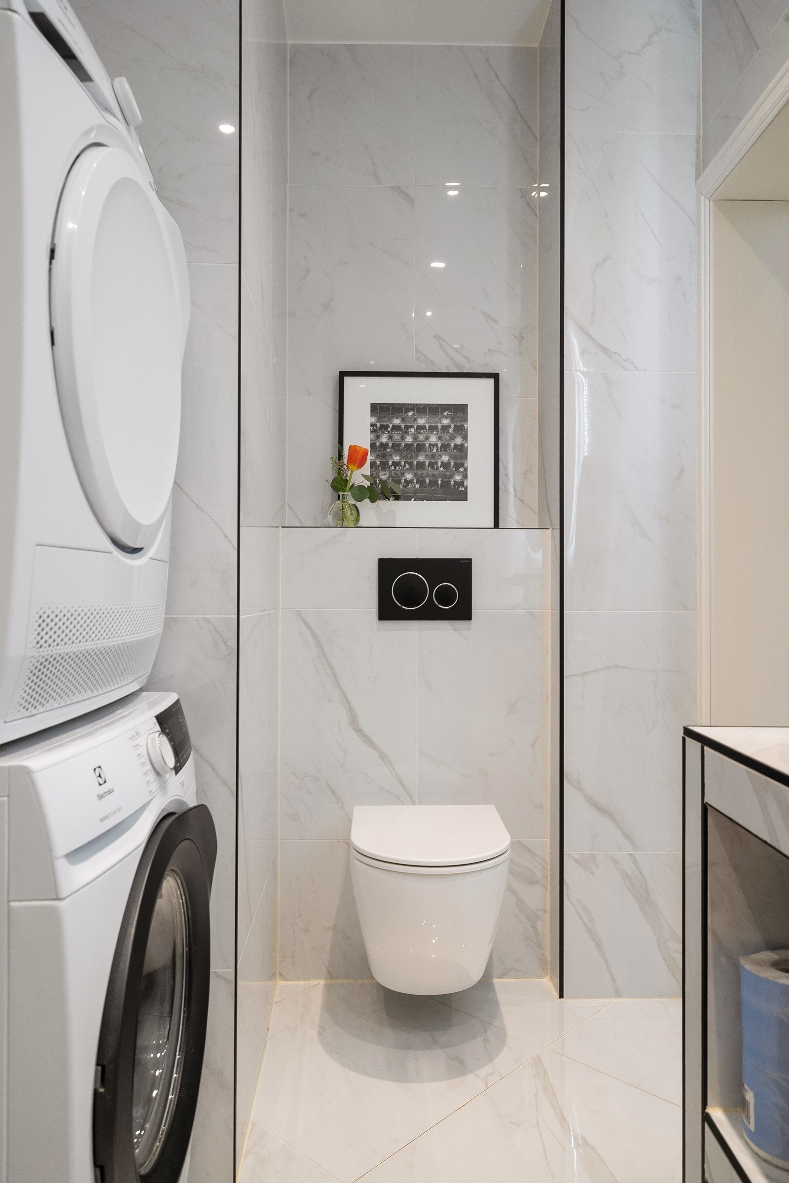 Badet har opplegg for vaskemaskin og tørketrommel Galleribilde