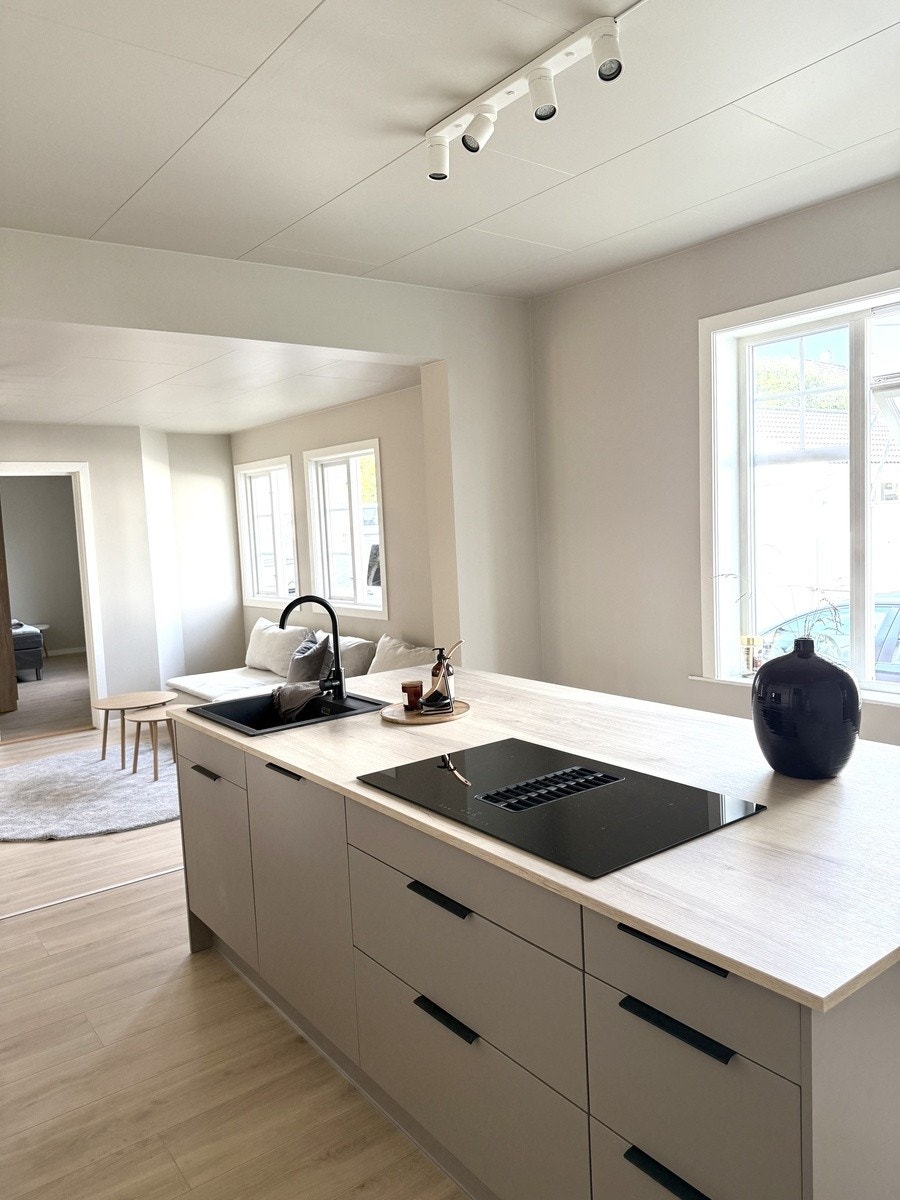 Kjøkkenøy Galleribilde